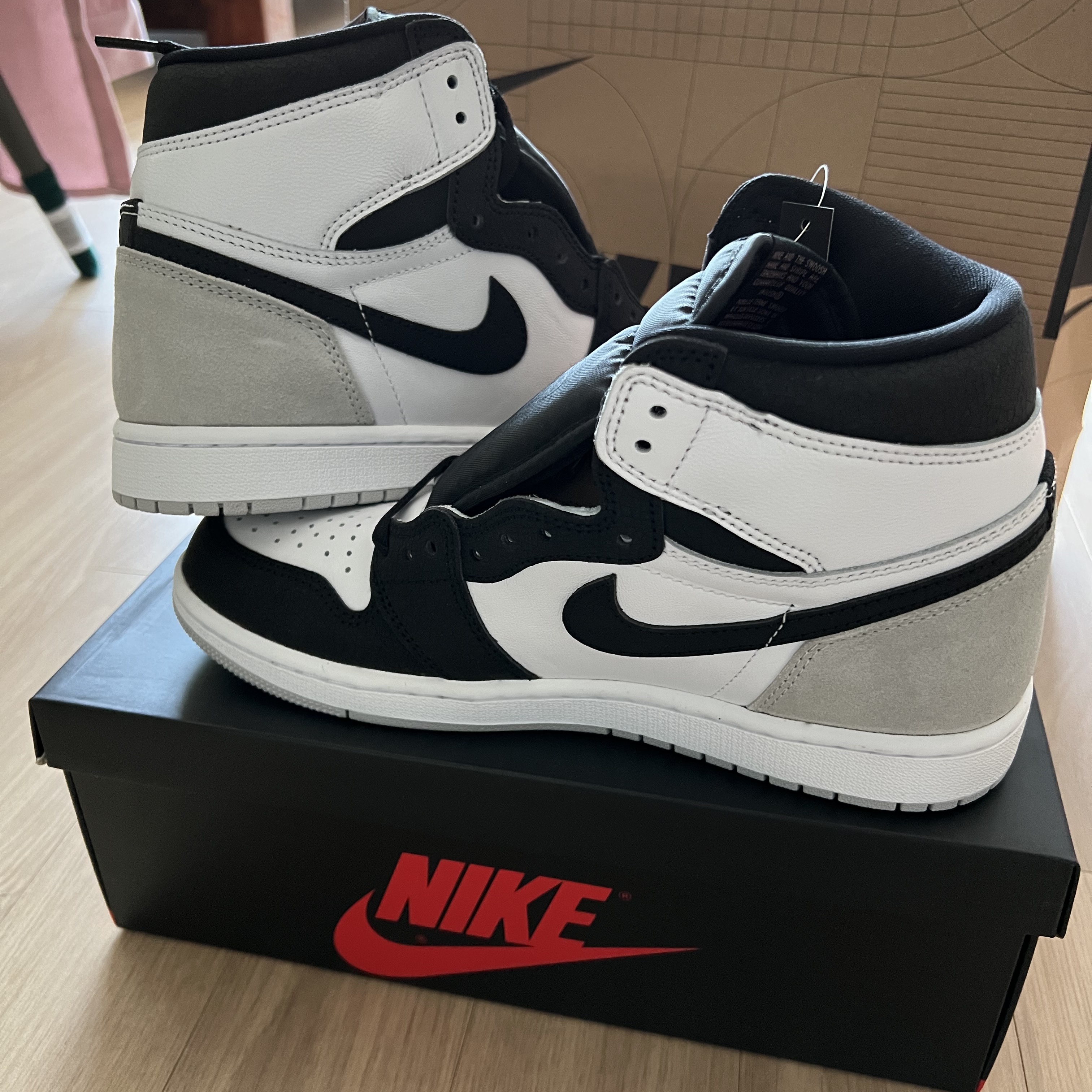 Jordan 1 Retro High OG Bleached Coral 착용 스타일 - 2