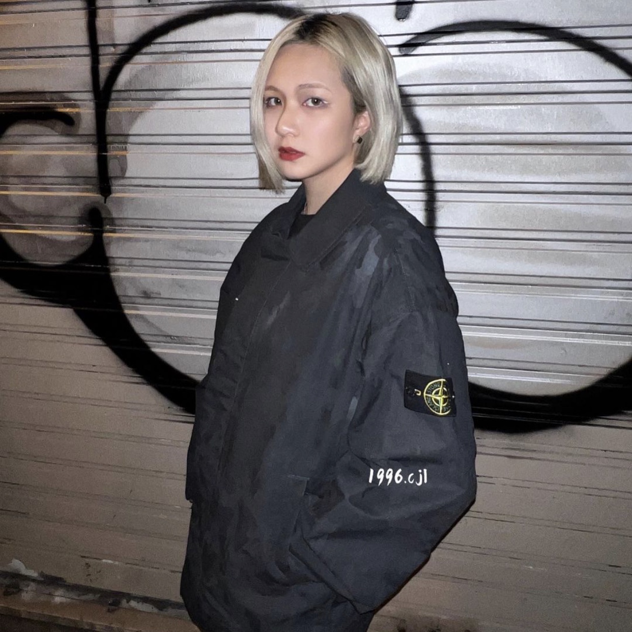 Supreme x Stone Island Reactive Ice Camo Ripstop Jacket Black - 22SS 착용 스타일 - 3