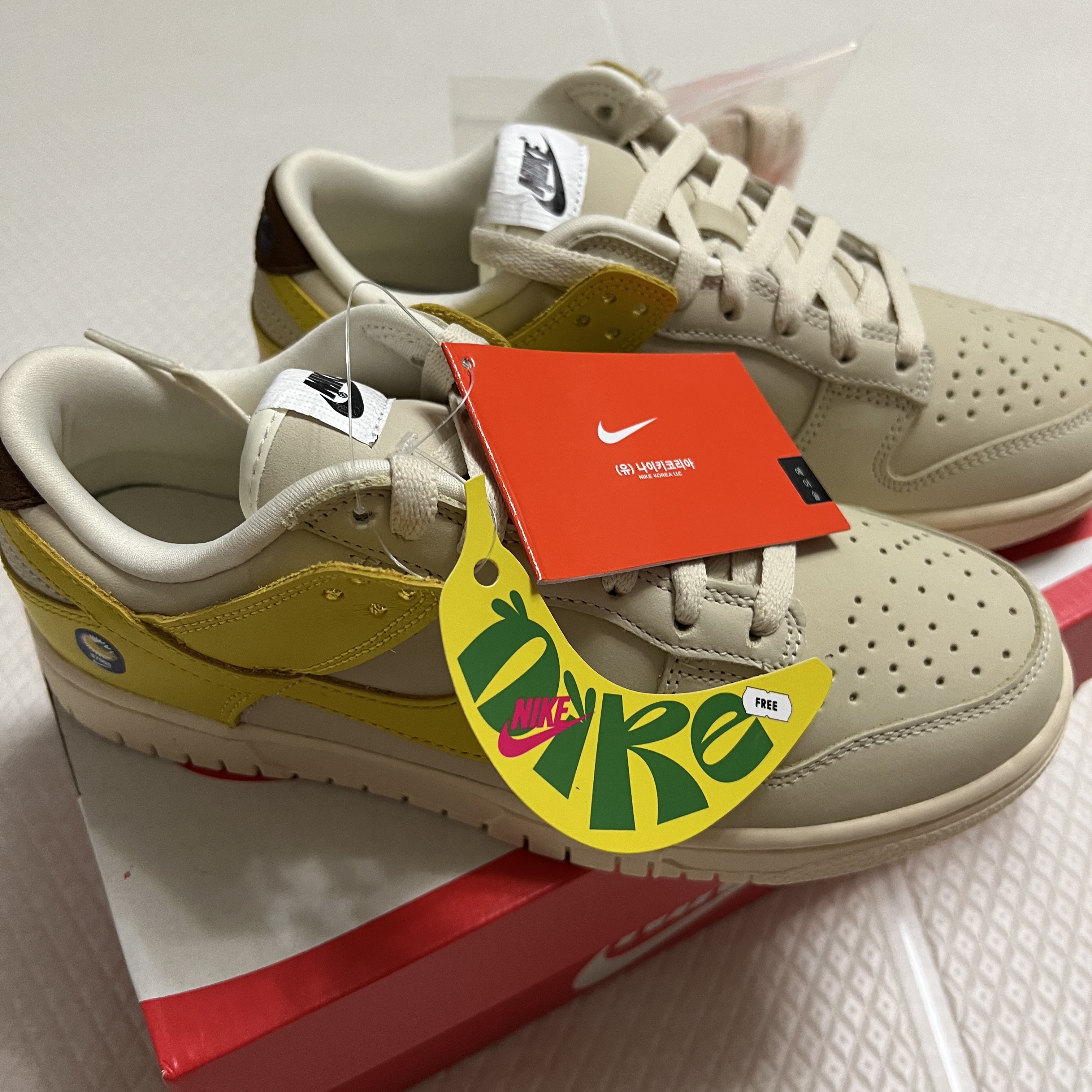 (W) Nike Dunk Low LX Banana 착용 스타일 - 2