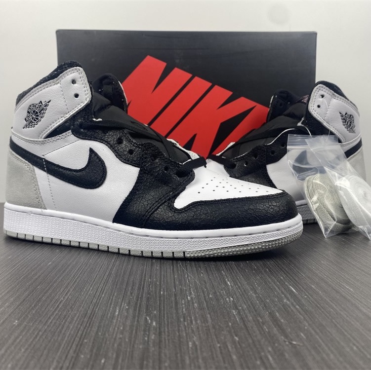 (GS) Jordan 1 Retro High OG Bleached Coral 착용 스타일 - 2