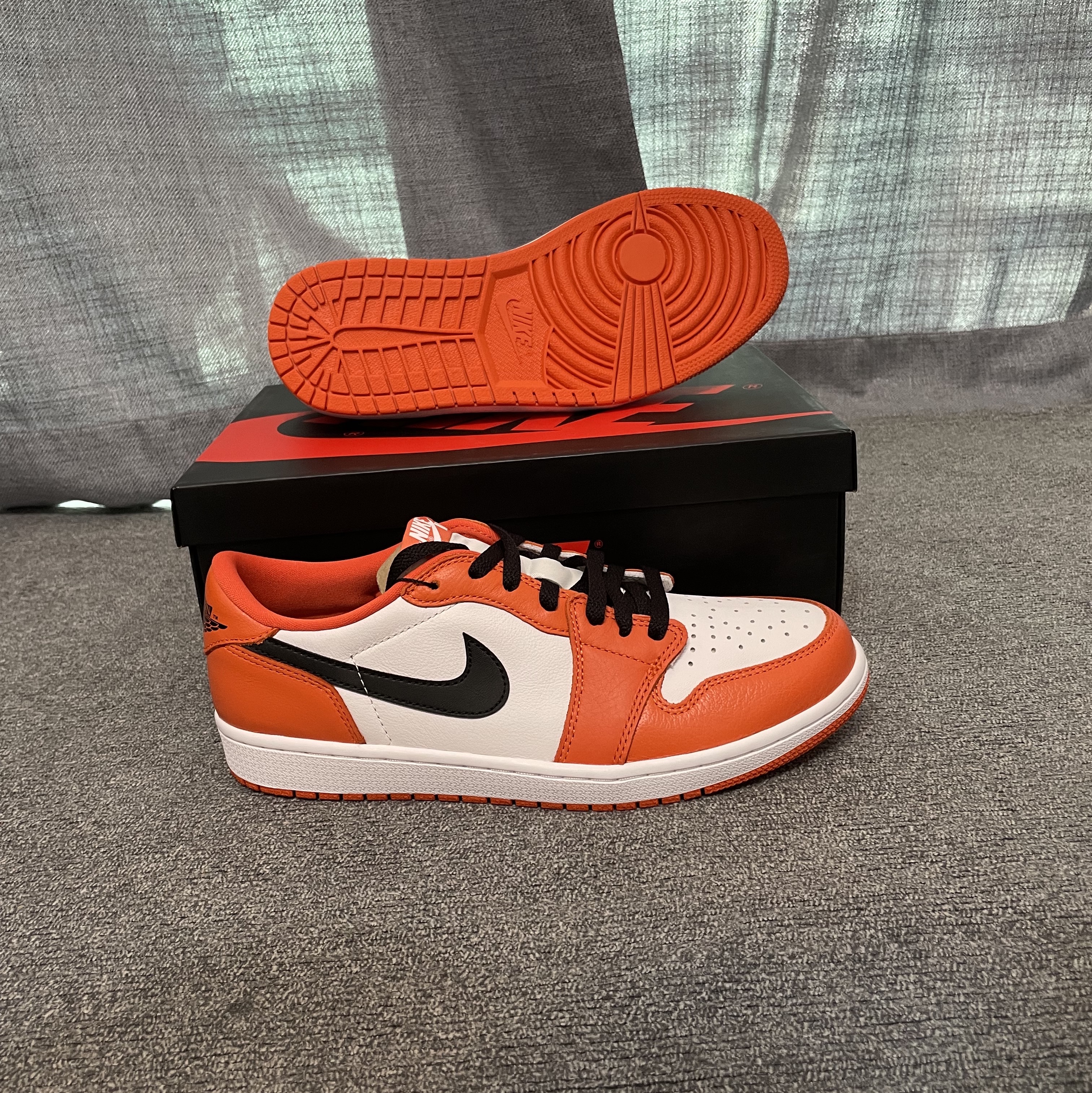 Jordan 1 Low OG Starfish 착용 스타일 - 5