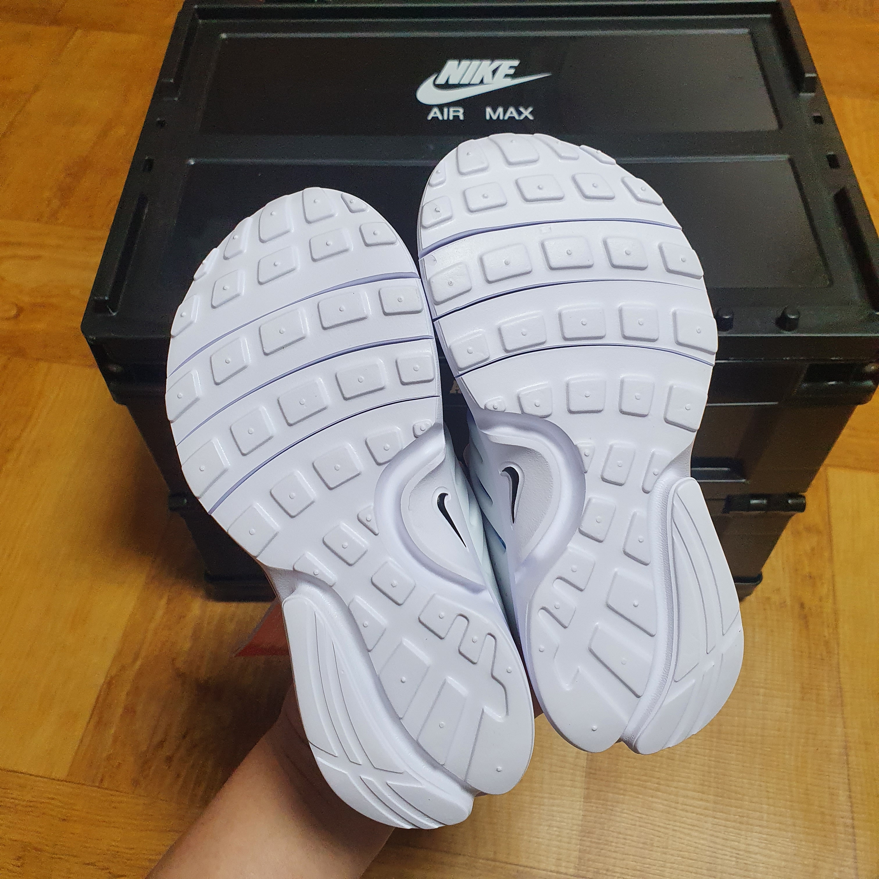 (TD) Nike x Hello Kitty Air Presto University Blue 착용 스타일 - 3