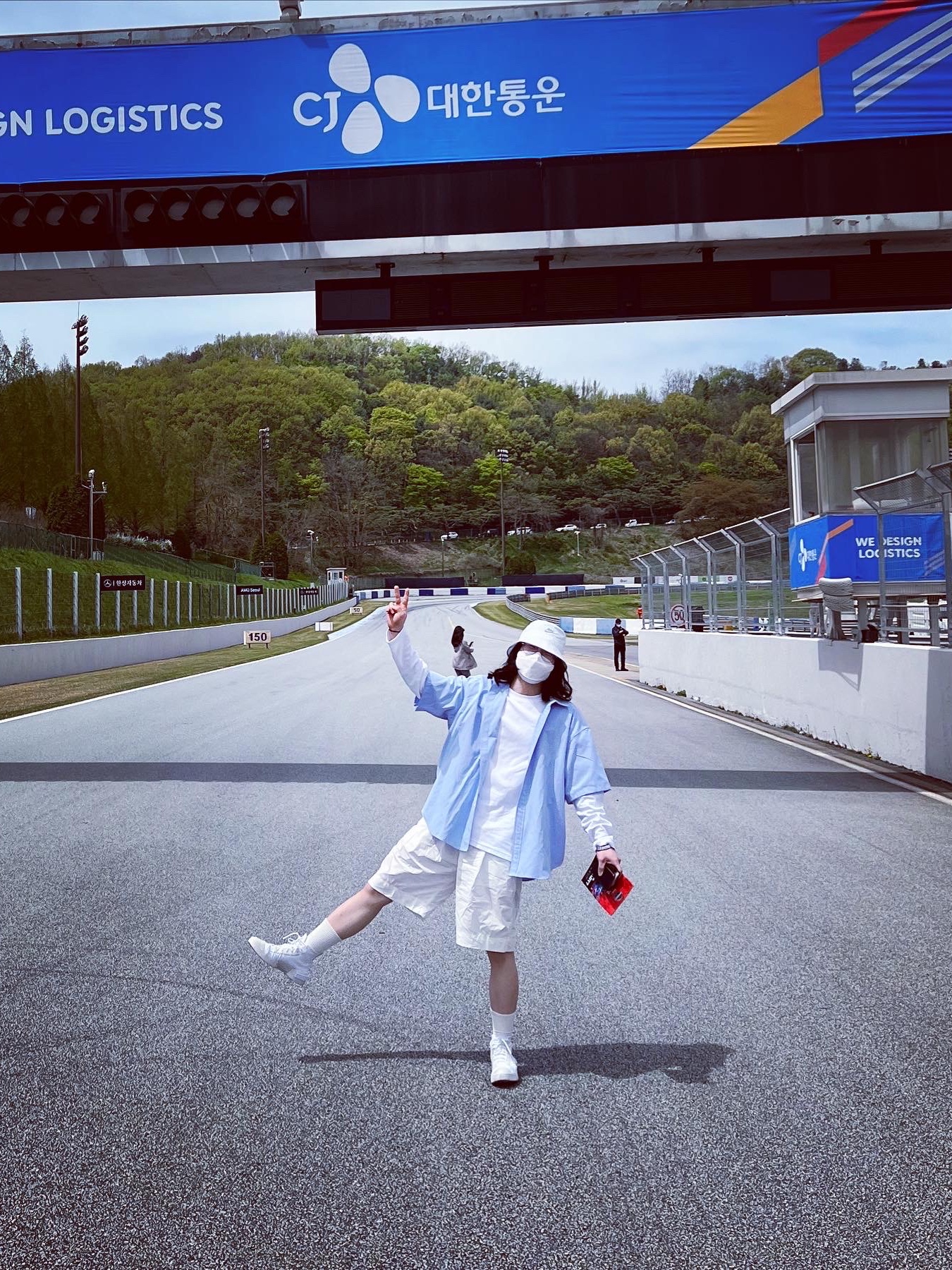 Converse x Takahiromiyashita The Soloist All Star Disrupt CX Hi White, Nike x Kim Jones Bucket Hat White 착용 스타일 - 3