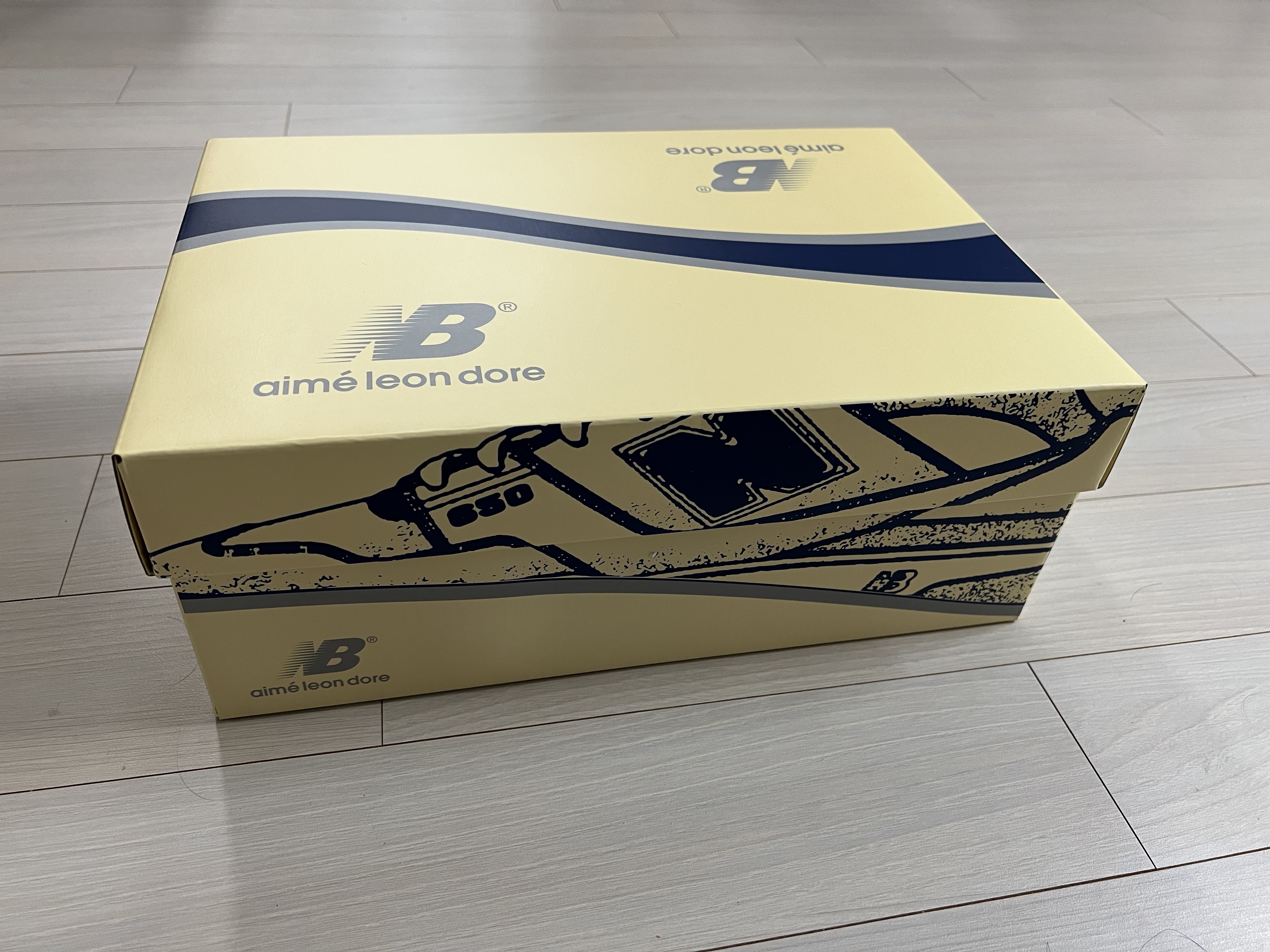 New Balance x Aime Leon Dore 650R White Navy 착용 스타일 - 4