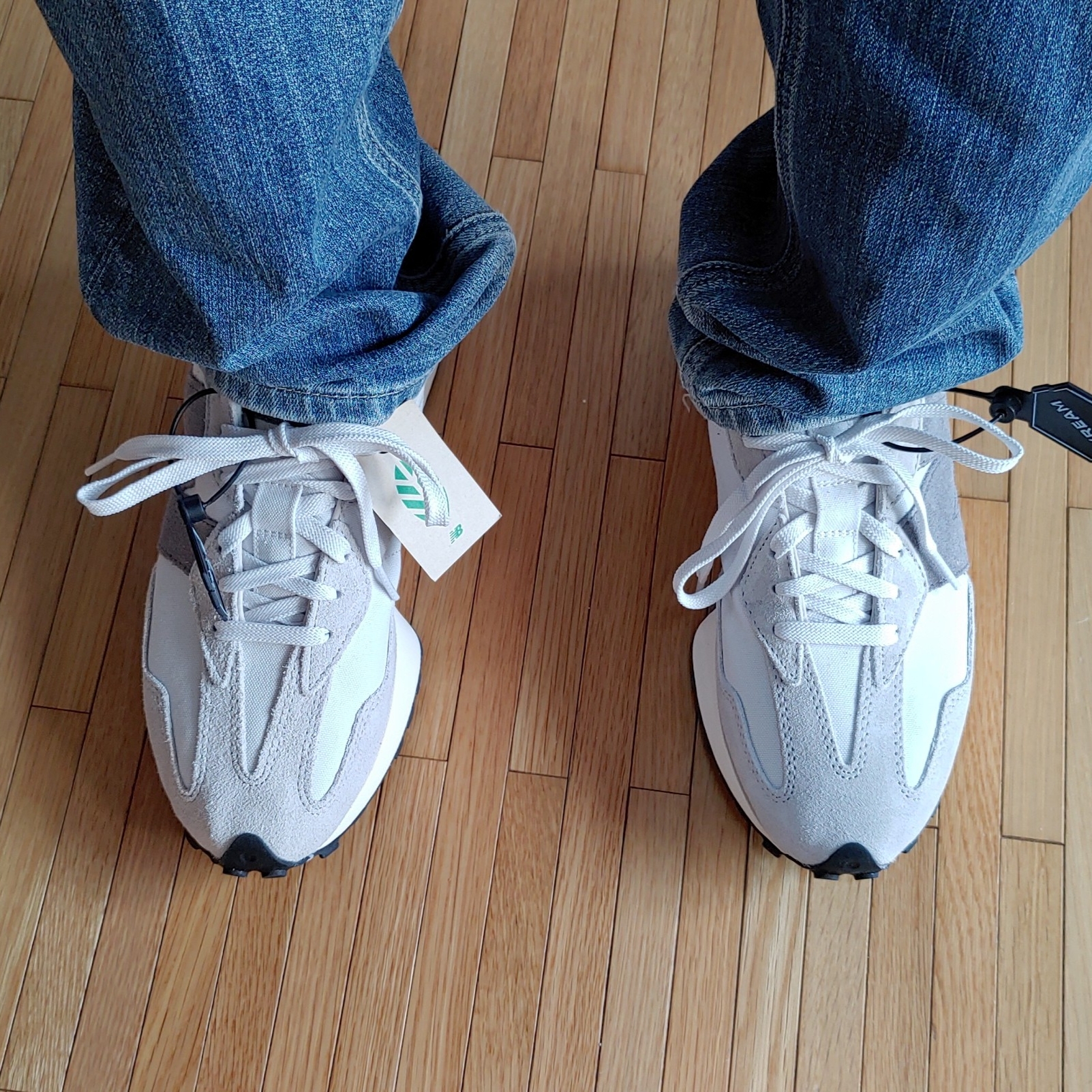 New Balance 327 Nimbus Cloud Rain Cloud 착용 스타일 - 1