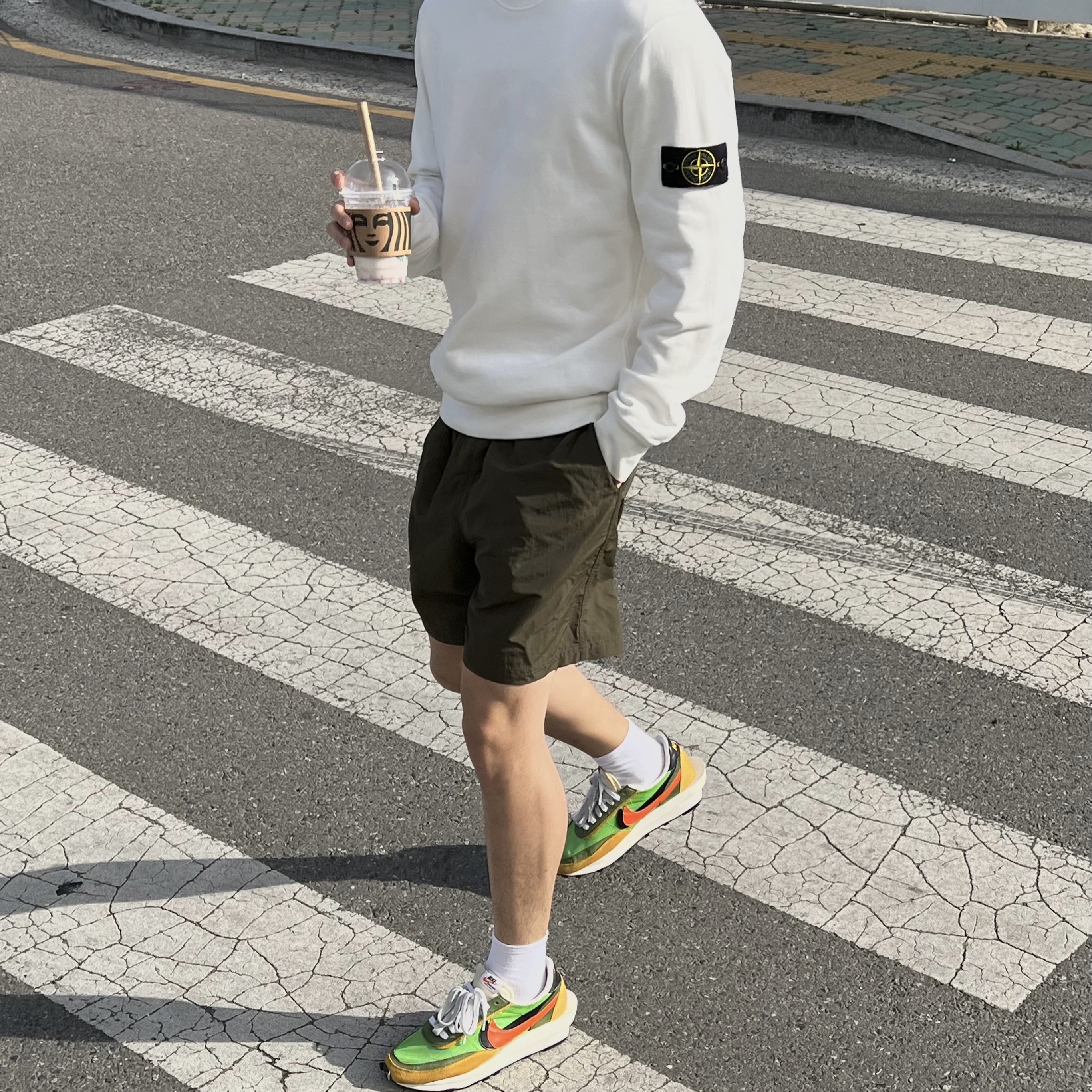 Nike x Sacai LDWaffle Green Multi 착용 스타일