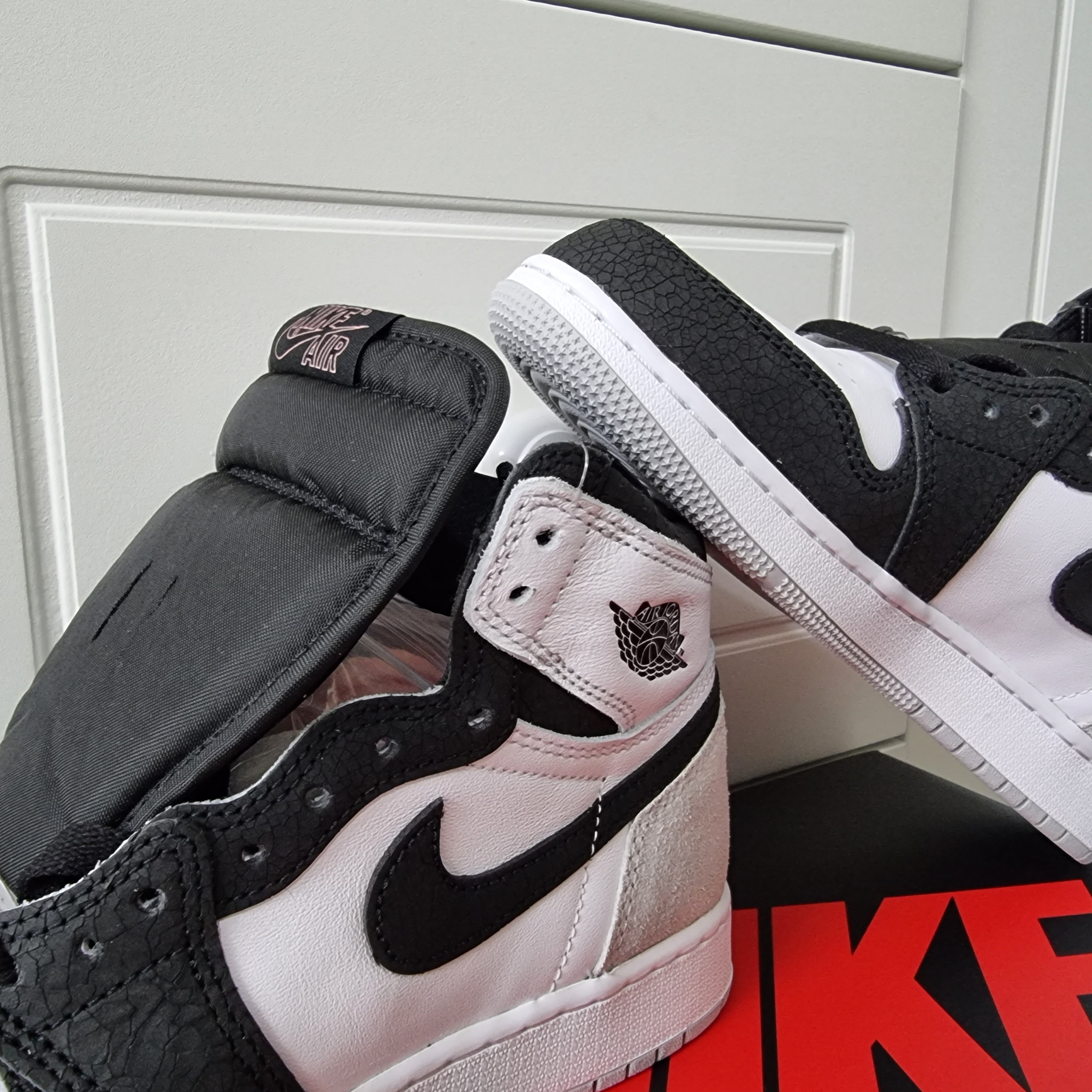 (GS) Jordan 1 Retro High OG Bleached Coral, Jordan 1 Retro High OG Bleached Coral 착용 스타일 - 3