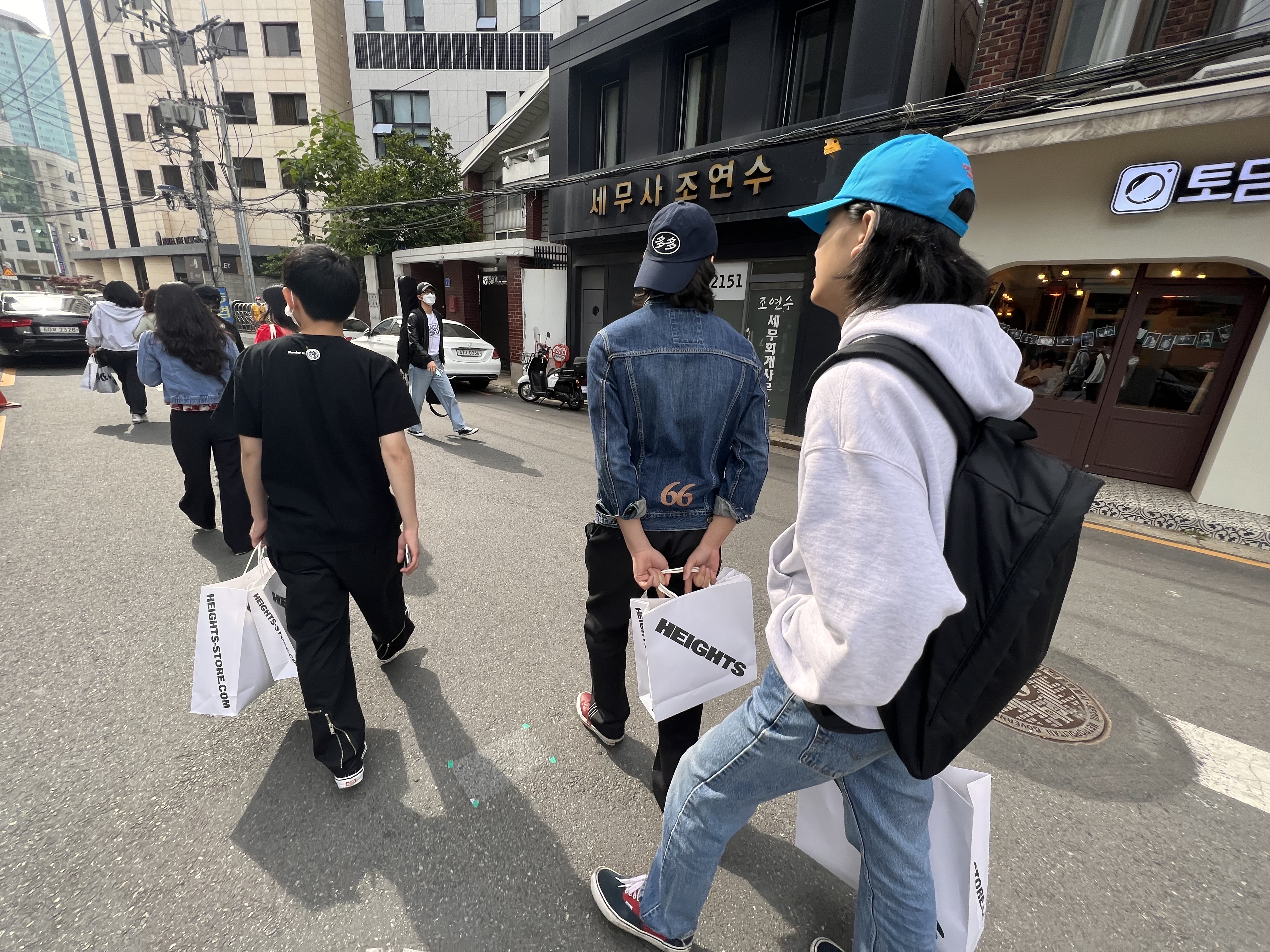 Dada Student Cap Black, Dada Student Cap Navy 착용 스타일 - 1