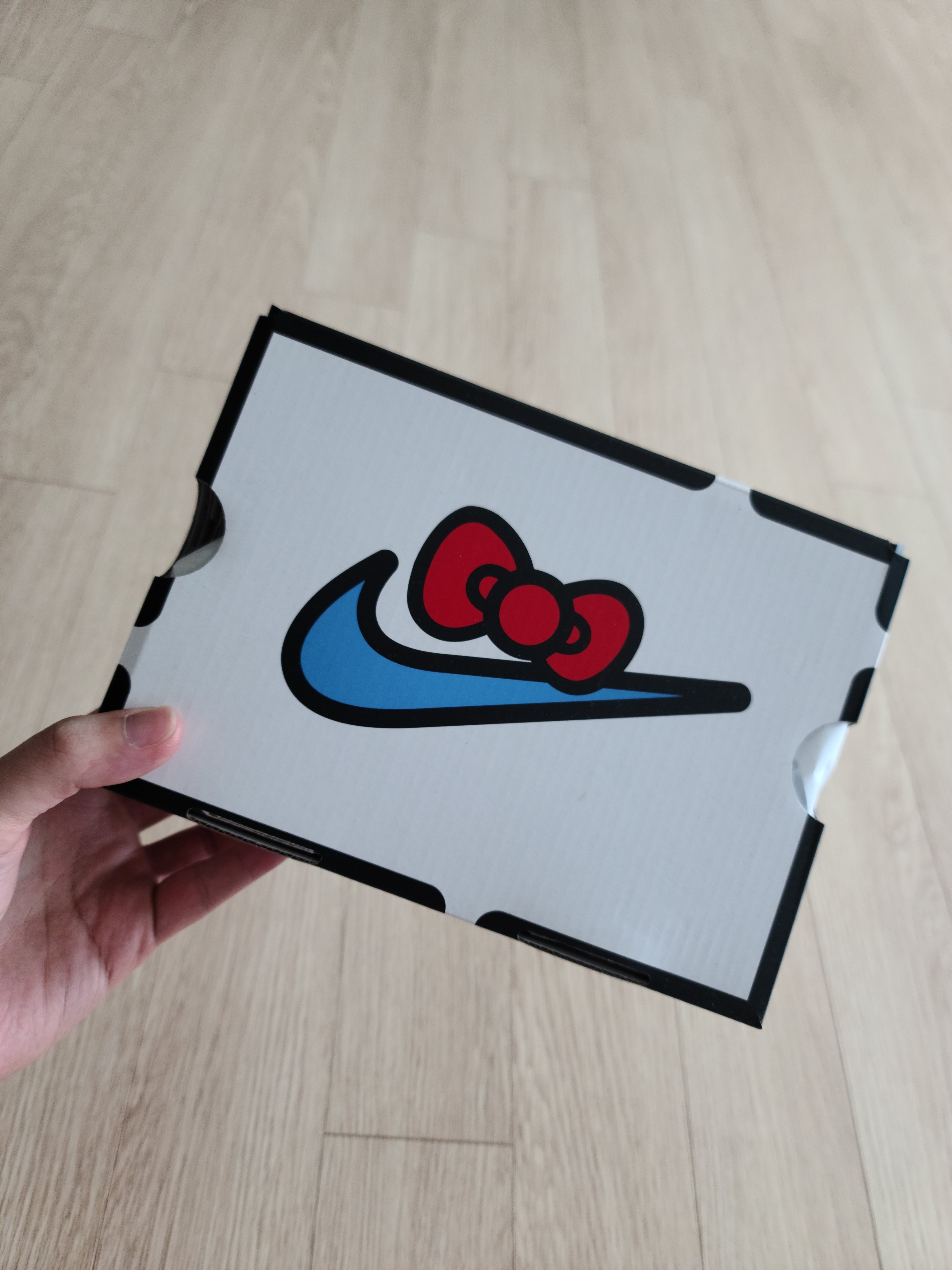 (TD) Nike x Hello Kitty Air Presto University Blue 착용 스타일 - 1