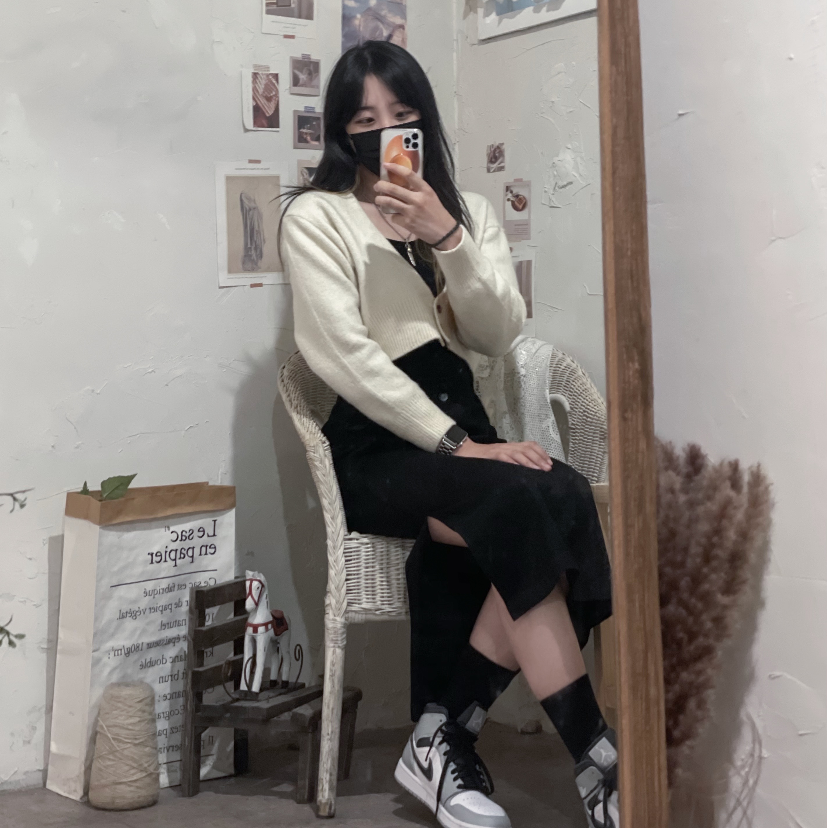 Jordan 1 Mid Light Smoke Grey Anthracite 착용 스타일