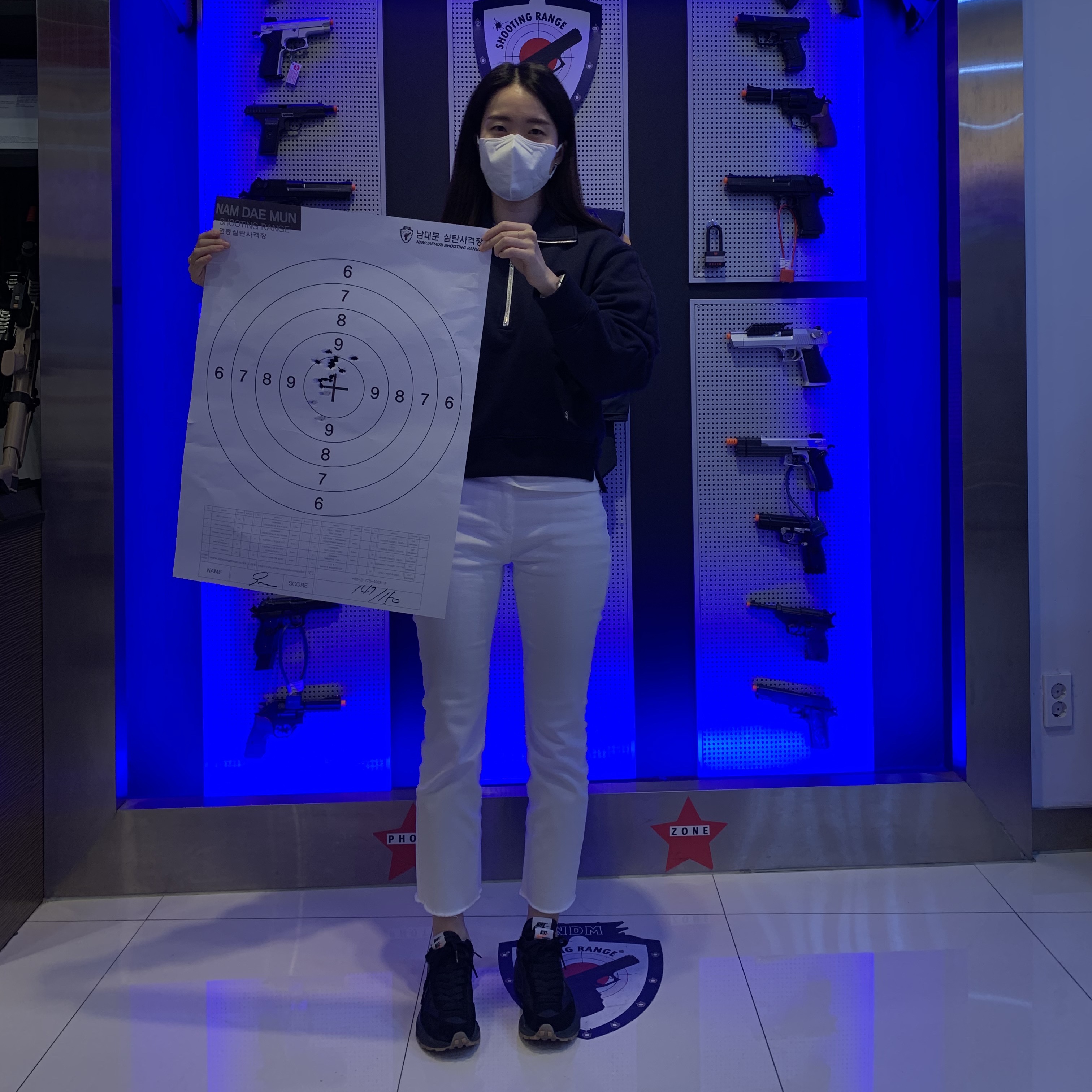 Nike x Sacai VaporWaffle Black and Gum 착용 스타일