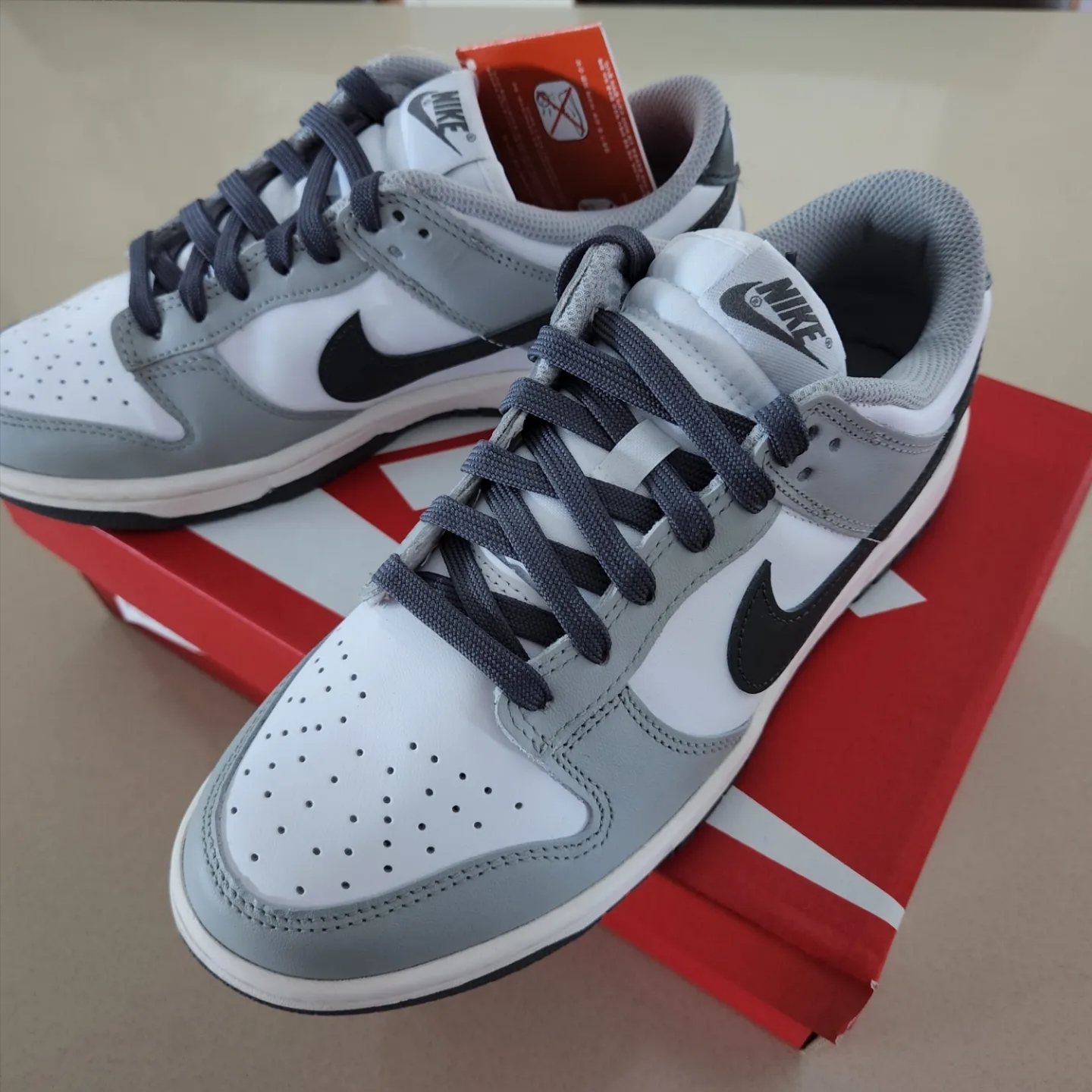 (W) Nike Dunk Low Light Smoke Grey 착용 스타일