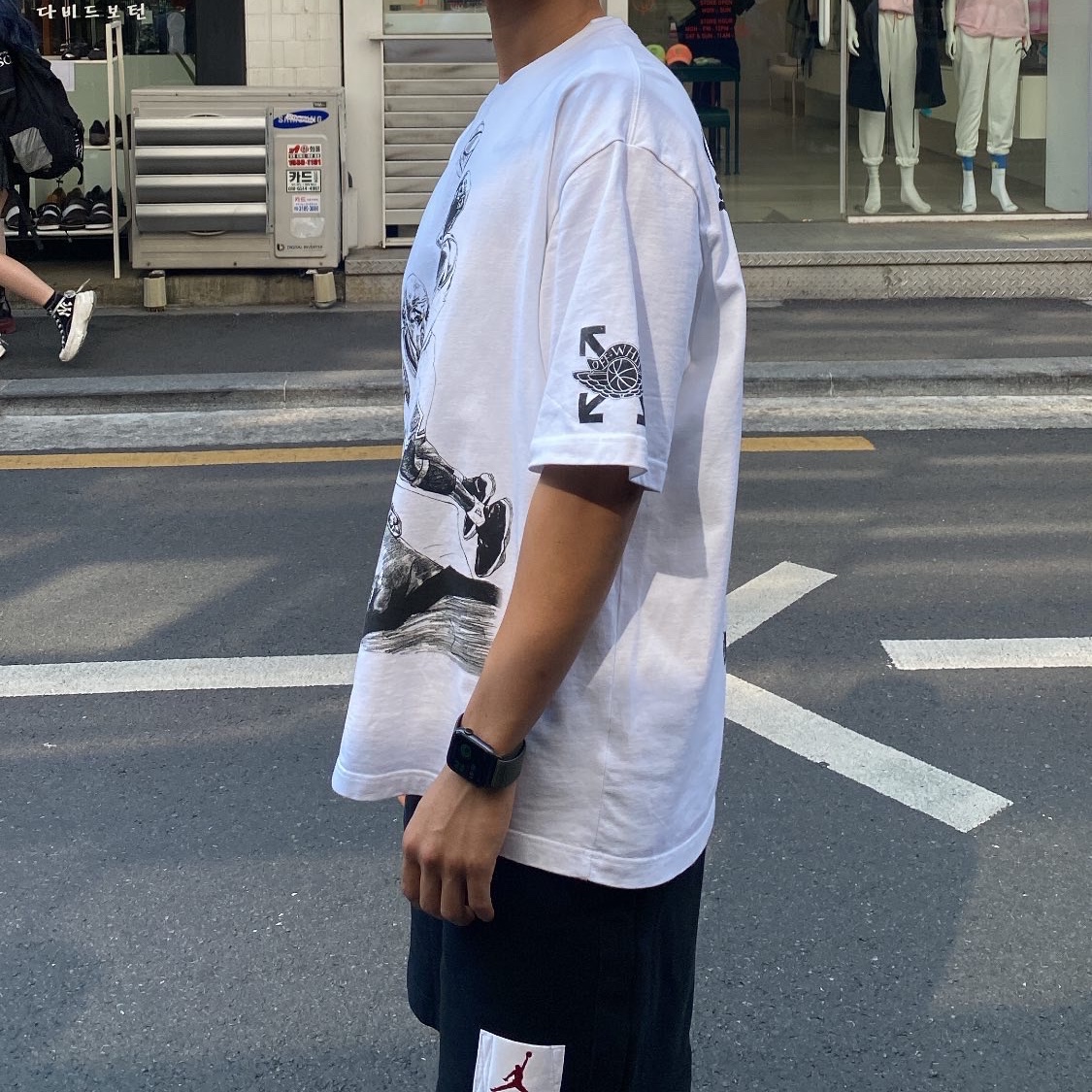 Jordan 11 Retro Concord 2018, Jordan x Off-White S/S T-Shirt White - Asia 착용 스타일 - 3