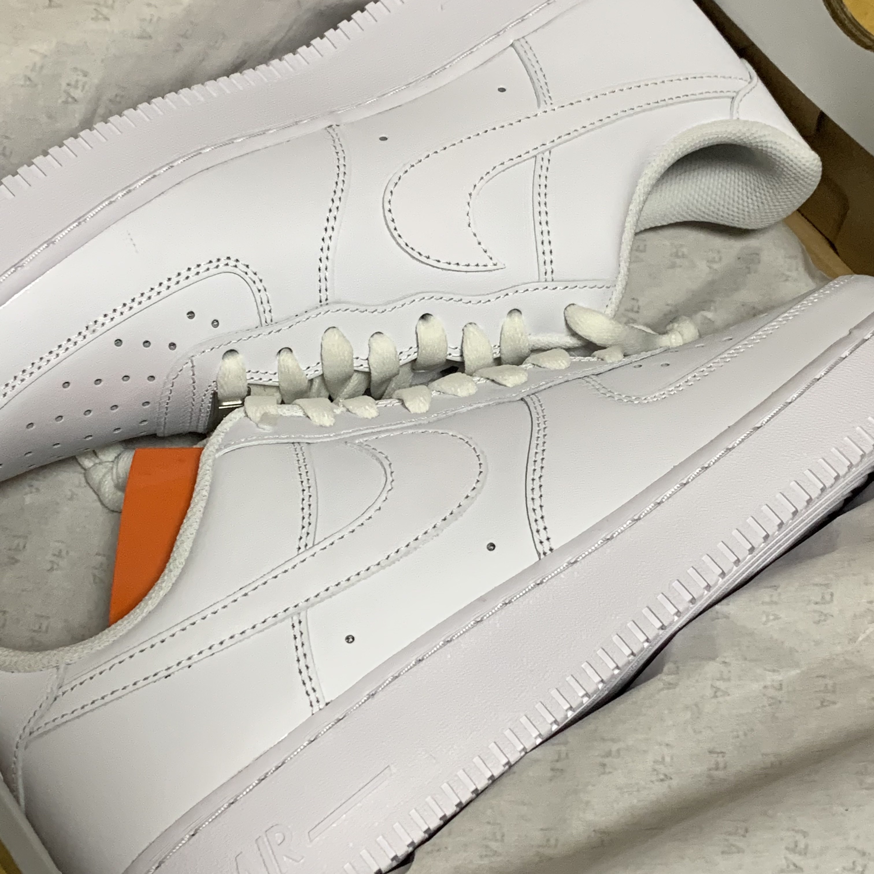 Nike Air Force 1 '07 Low White 착용 스타일