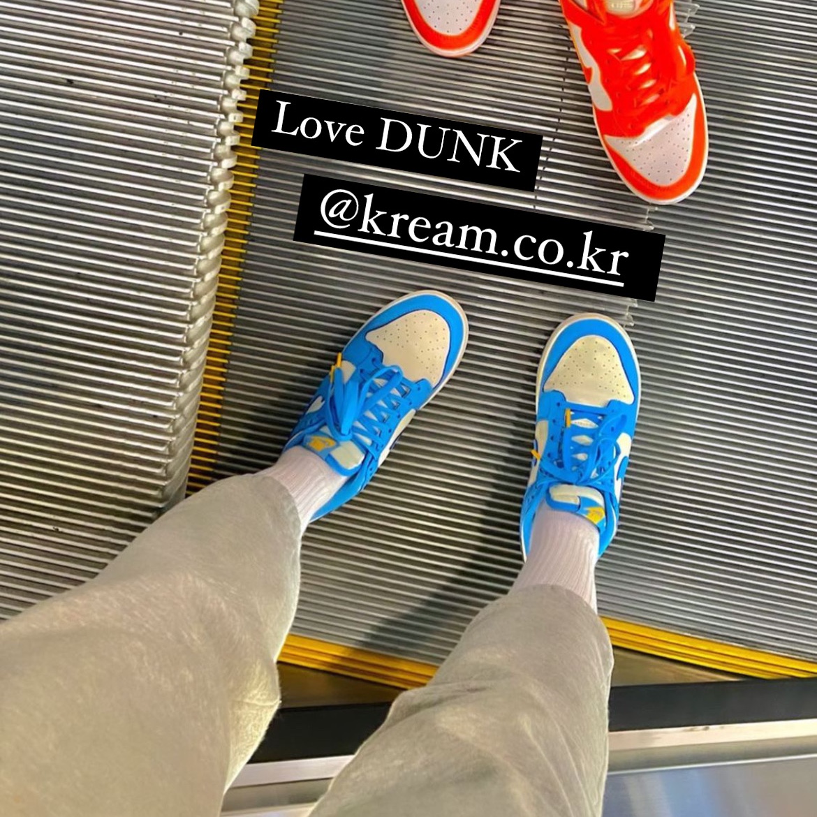 (W) Nike Dunk Low Coast, Nike Dunk High Retro Orange Blaze 착용 스타일 - 1