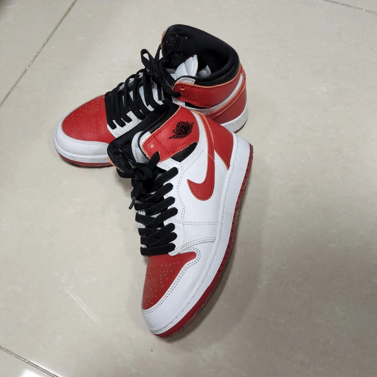 (GS) Jordan 1 Retro High OG Heritage 착용 스타일