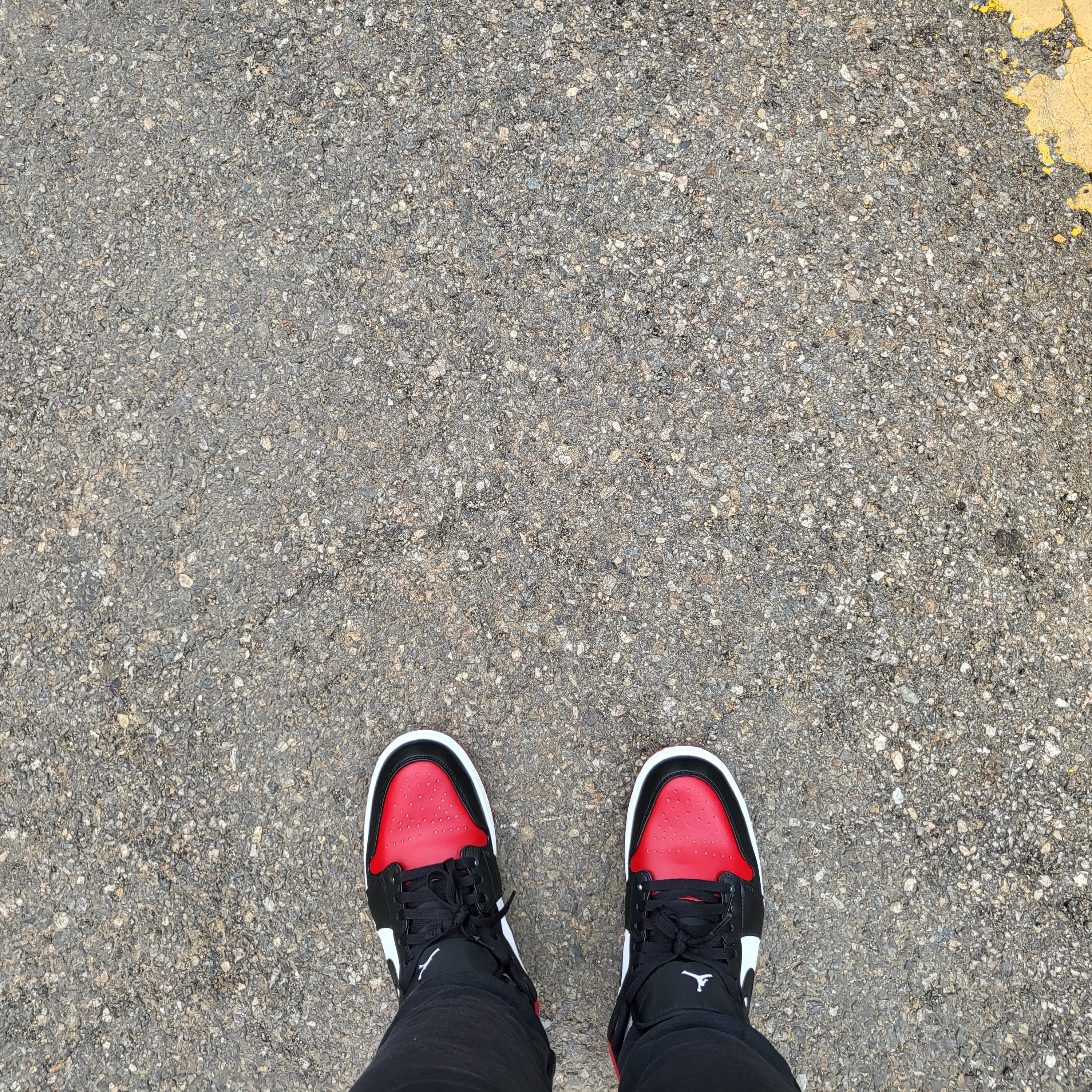 Jordan 1 Low Bred Toe 착용 스타일