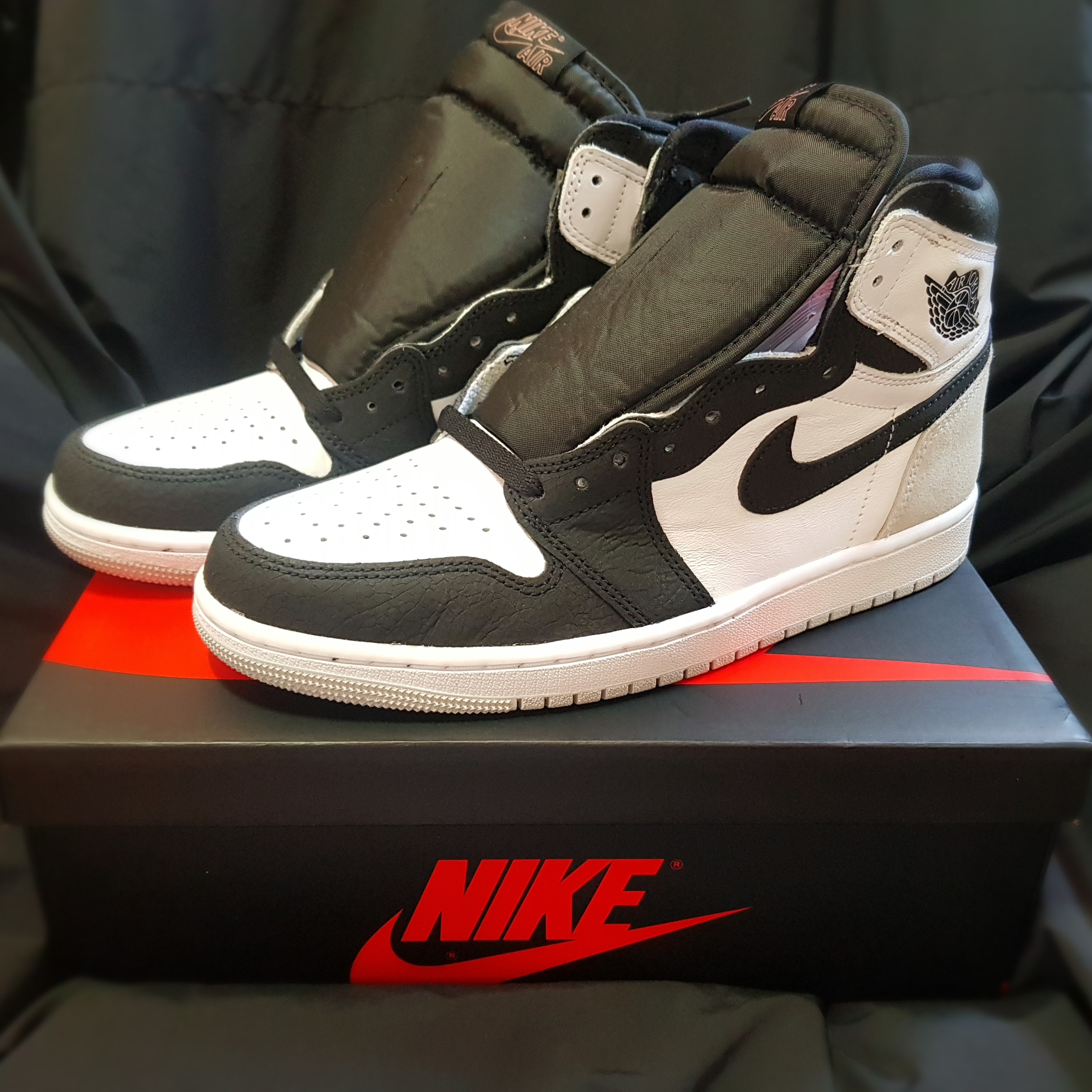 Jordan 1 Retro High OG Bleached Coral 착용 스타일