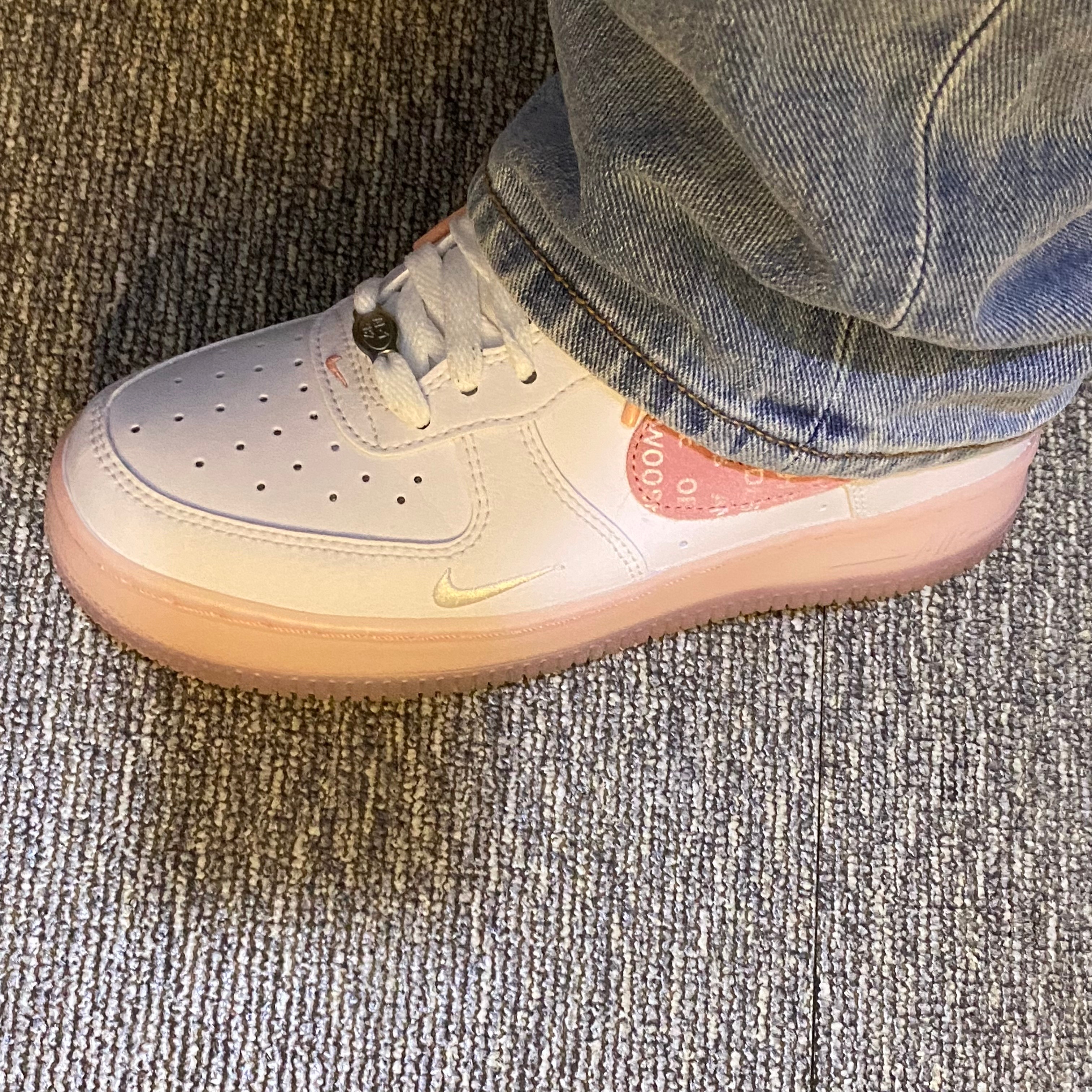 (W) Nike Air Force 1 '07 LV8 Copy and Paste 착용 스타일 - 2