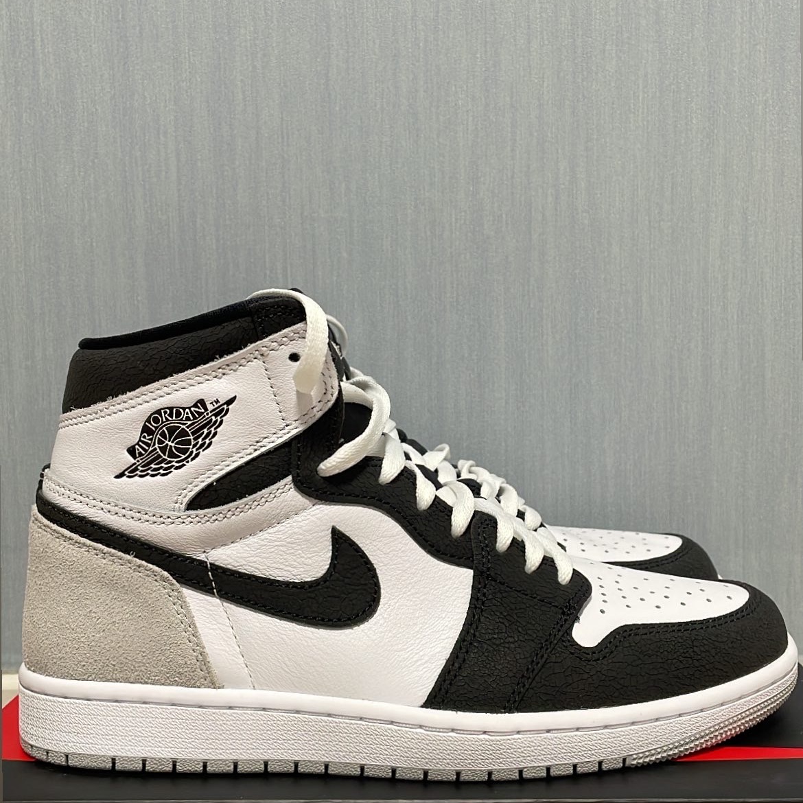 Jordan 1 Retro High OG Bleached Coral 착용 스타일