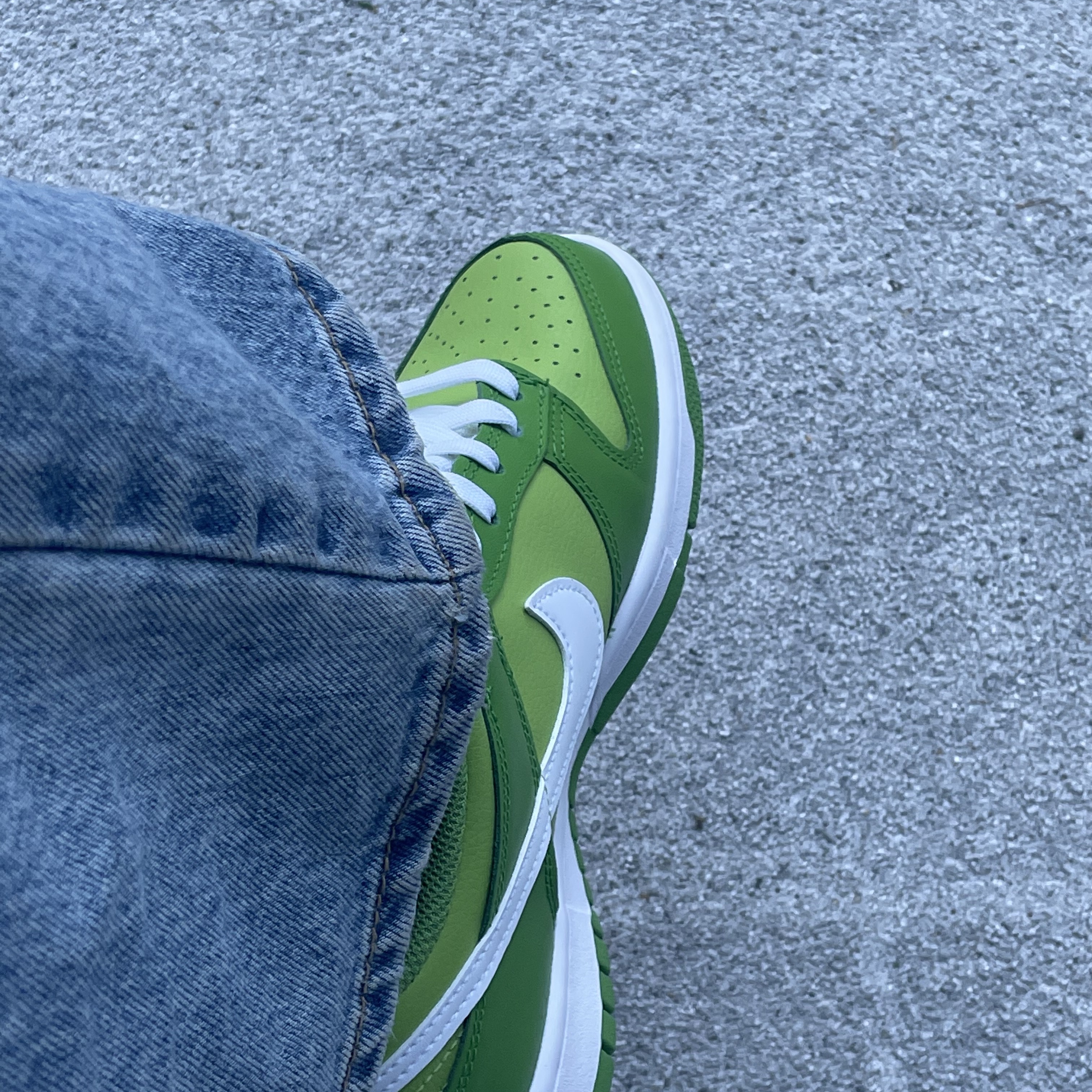 (GS) Nike Dunk Low Vivid Green 착용 스타일
