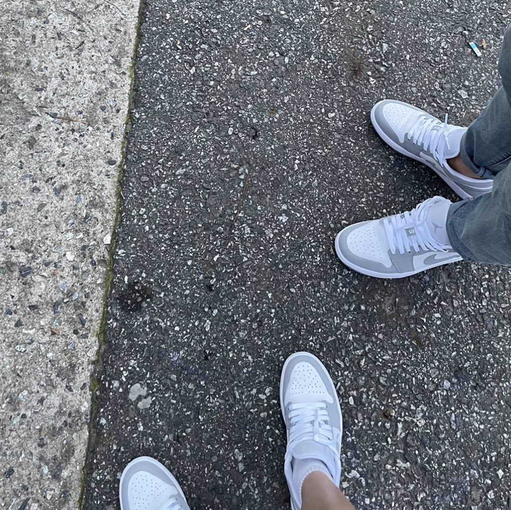 (W) Jordan 1 Low White Wolf Grey 착용 스타일