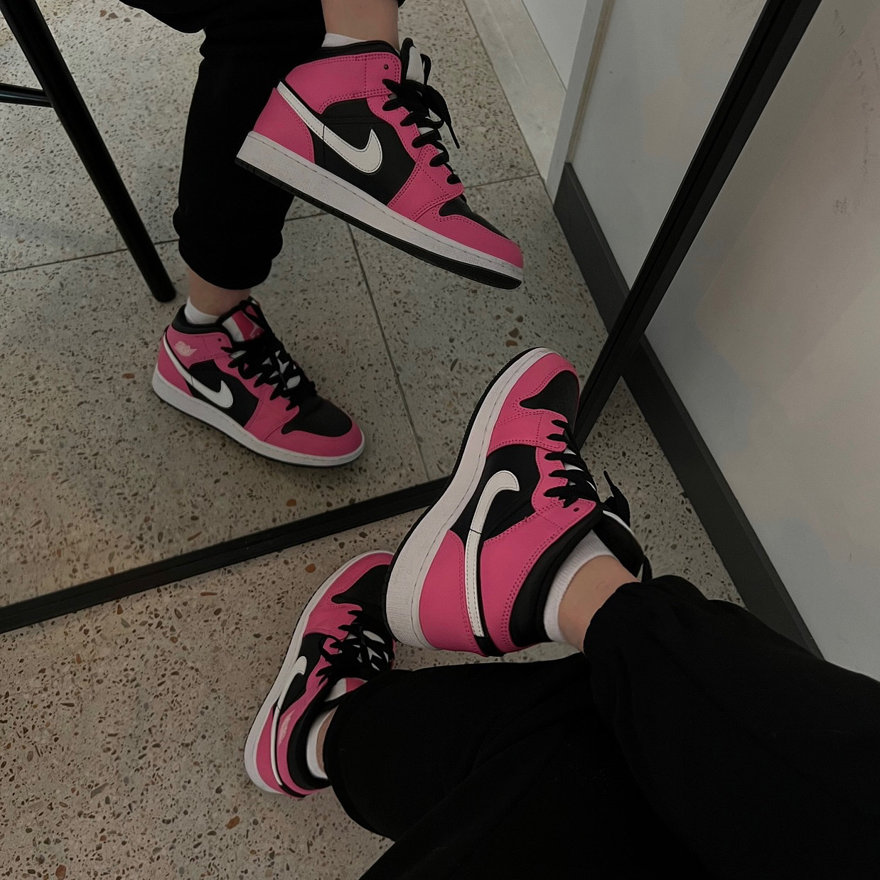 (GS) Jordan 1 Mid Pinksicle 착용 스타일
