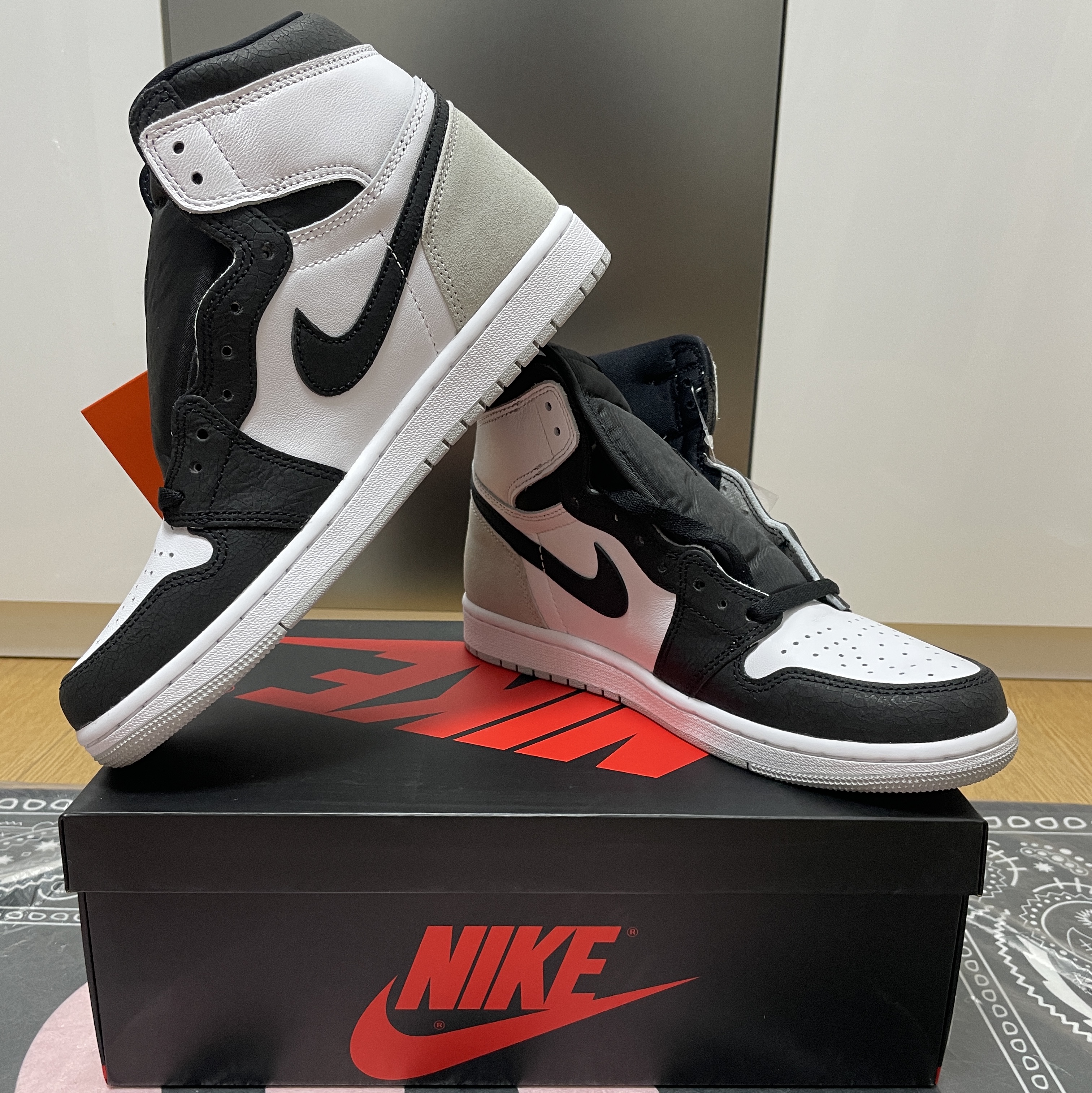 (GS) Jordan 1 Retro High OG Bleached Coral, Jordan 1 Retro High OG Bleached Coral 착용 스타일 - 2
