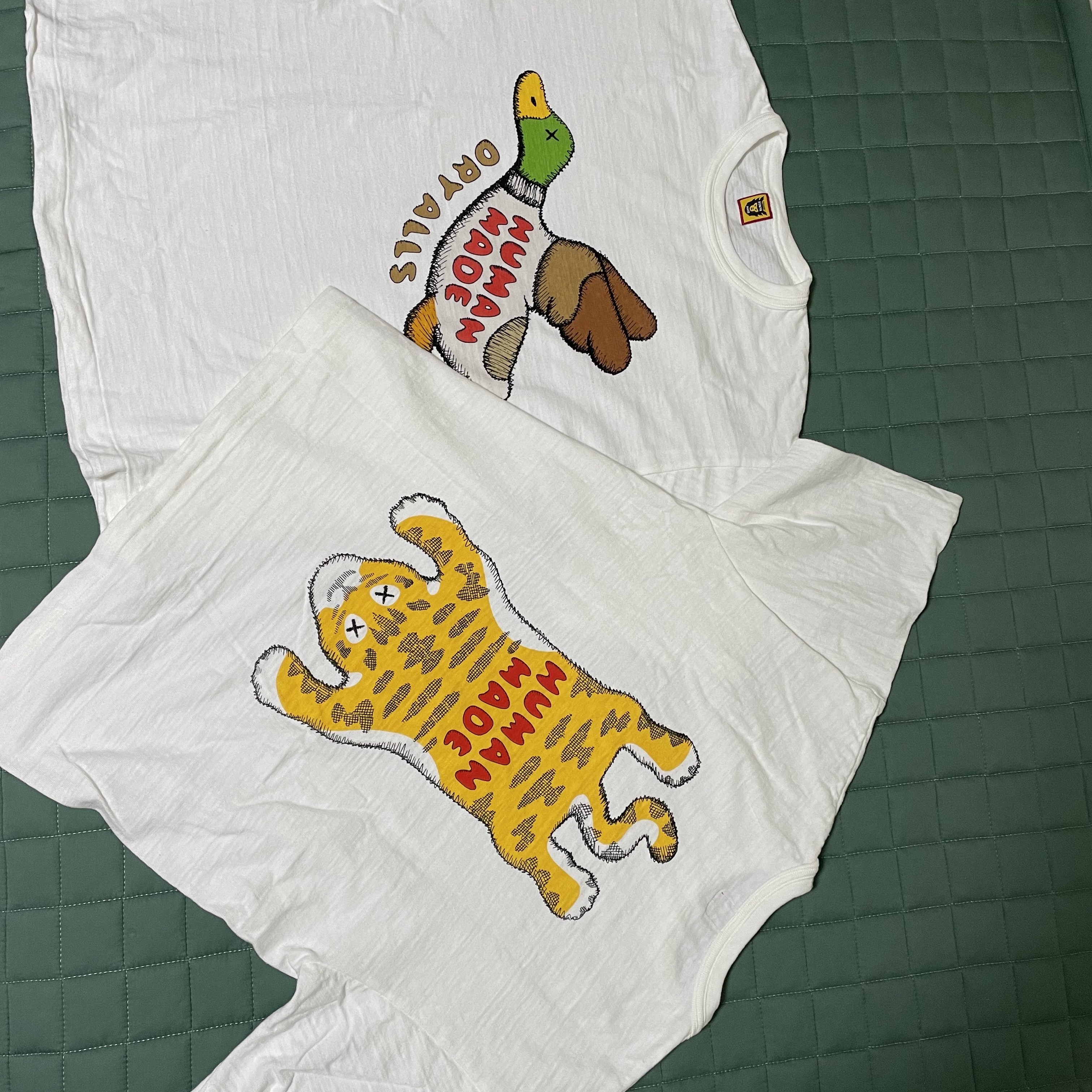 Human Made x Kaws #2 T-Shirt White, Human Made x Kaws #4 T-Shirt White 착용 스타일