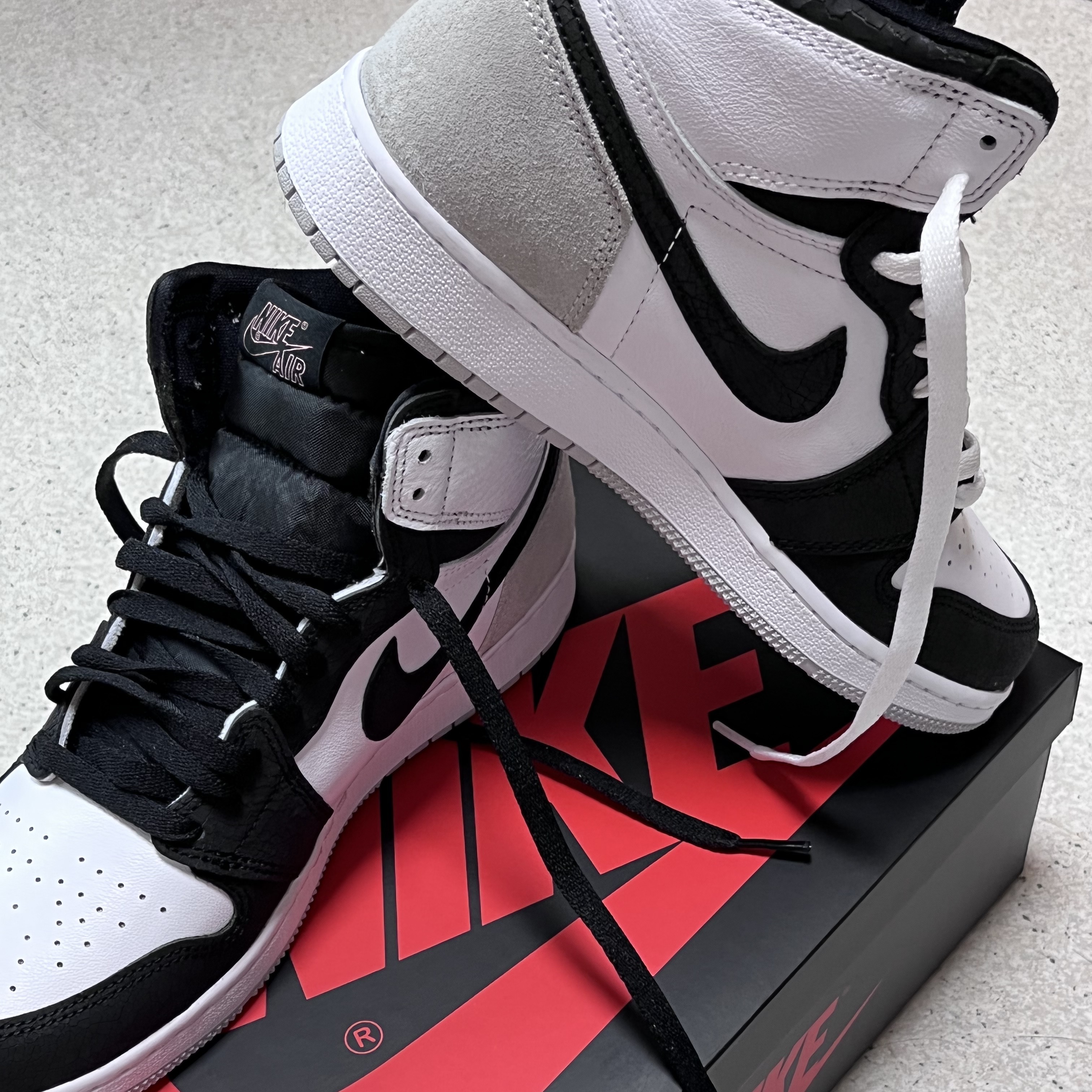 (GS) Jordan 1 Retro High OG Bleached Coral 착용 스타일 - 2