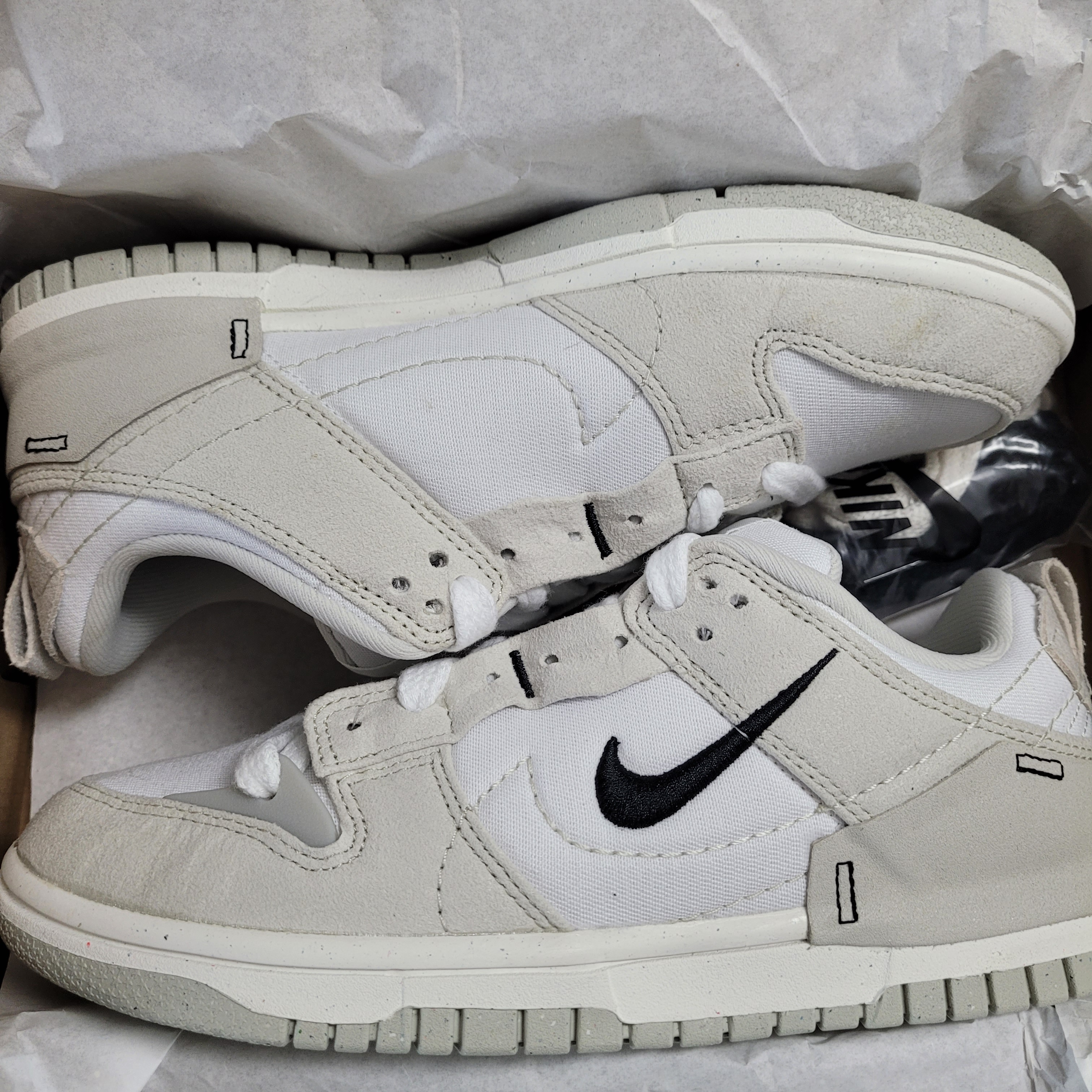 (W) Nike Dunk Low Disrupt 2 White Light Bone 착용 스타일 - 1