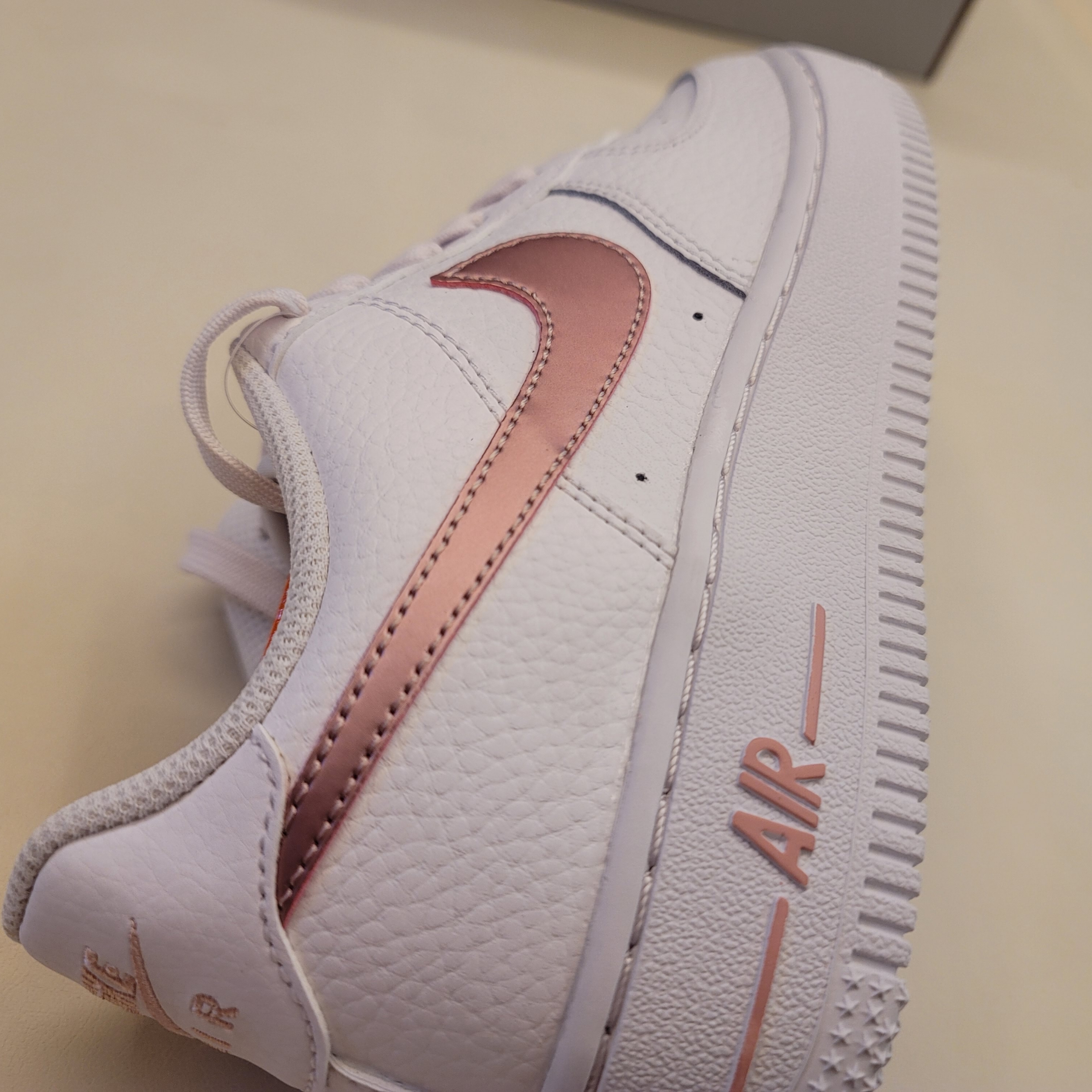 (GS) Nike Air Force 1 Pink Glaze 착용 스타일 - 2