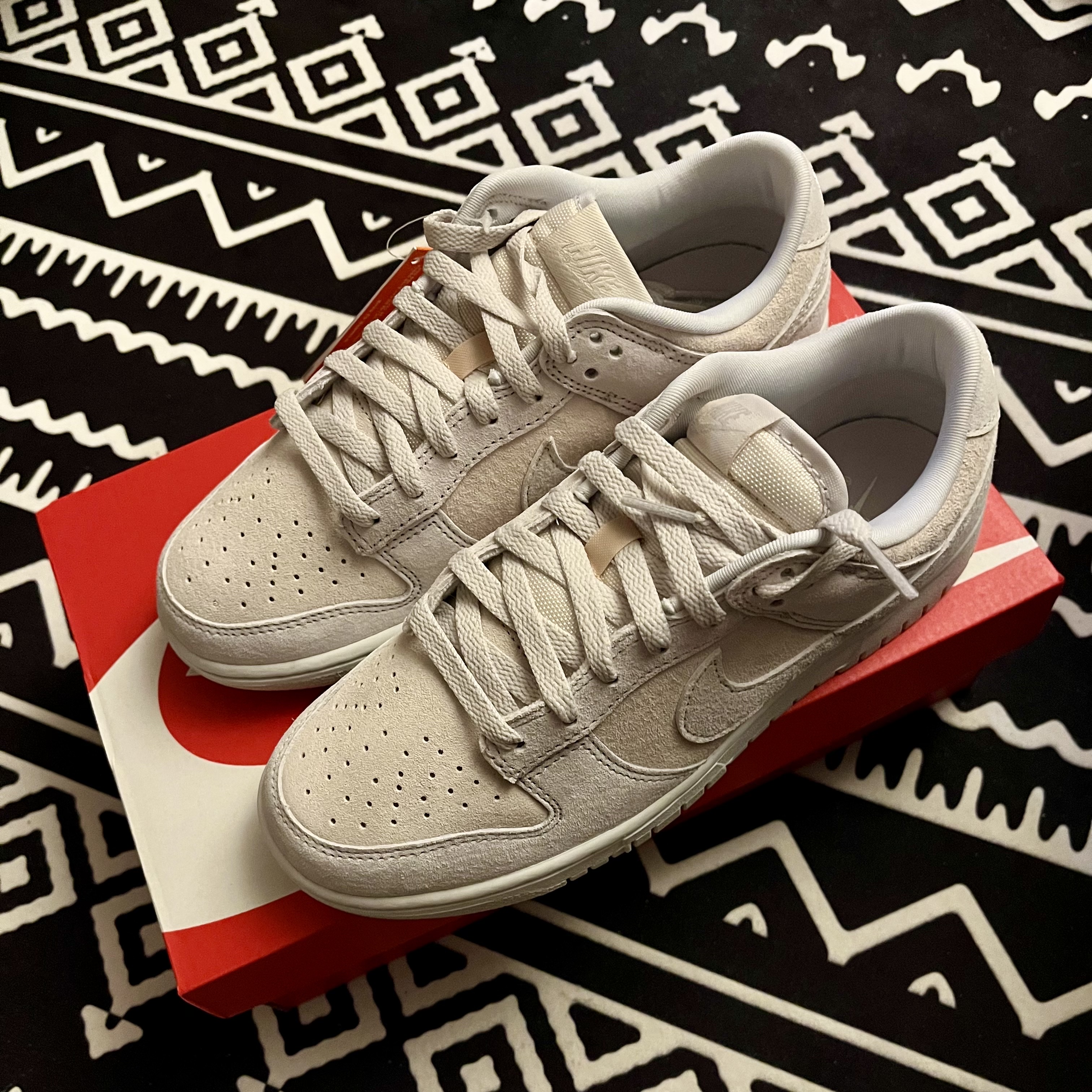 Nike Dunk Low Retro PRM Vast Grey 착용 스타일