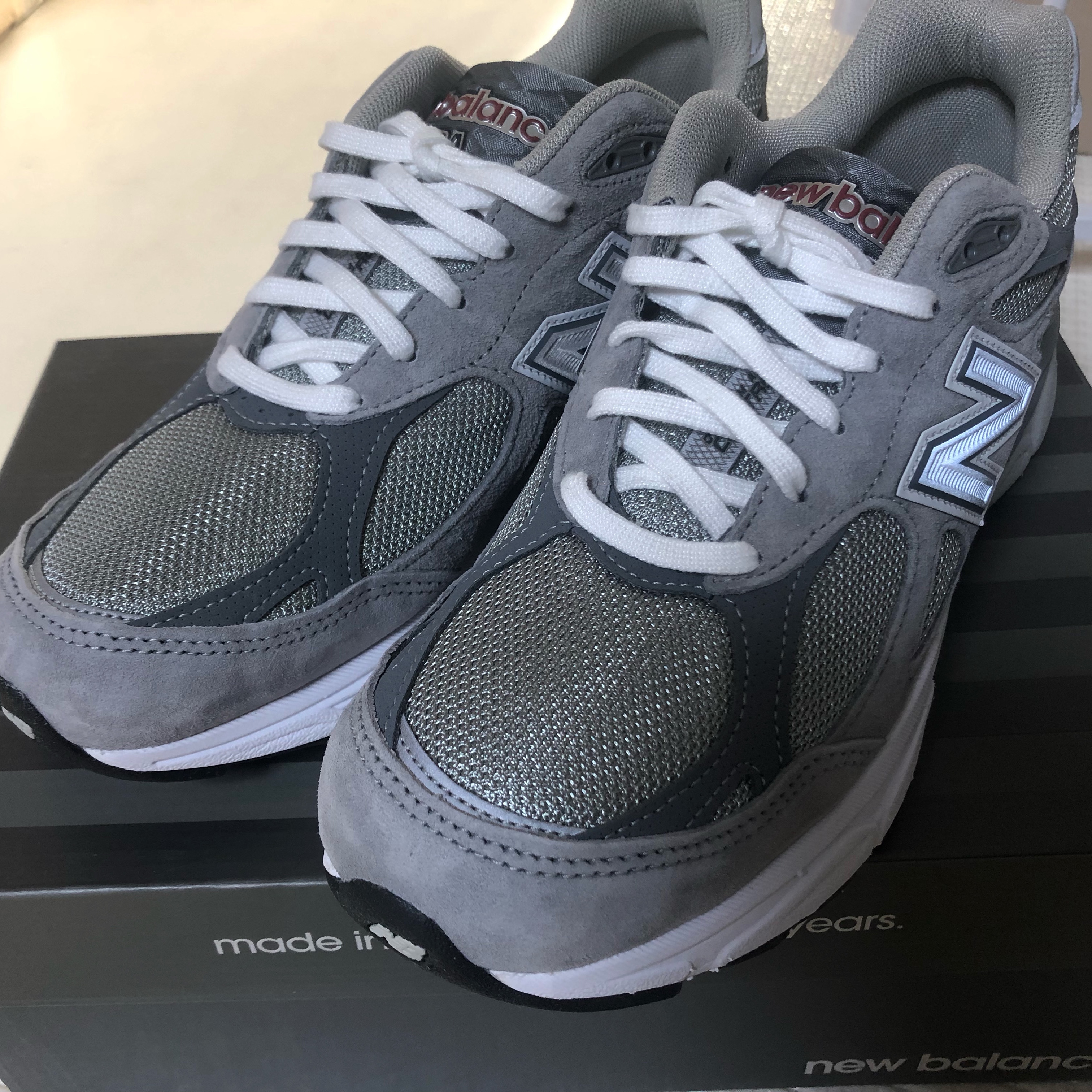 New Balance 990v3 Made in USA Grey - D Standard 착용 스타일