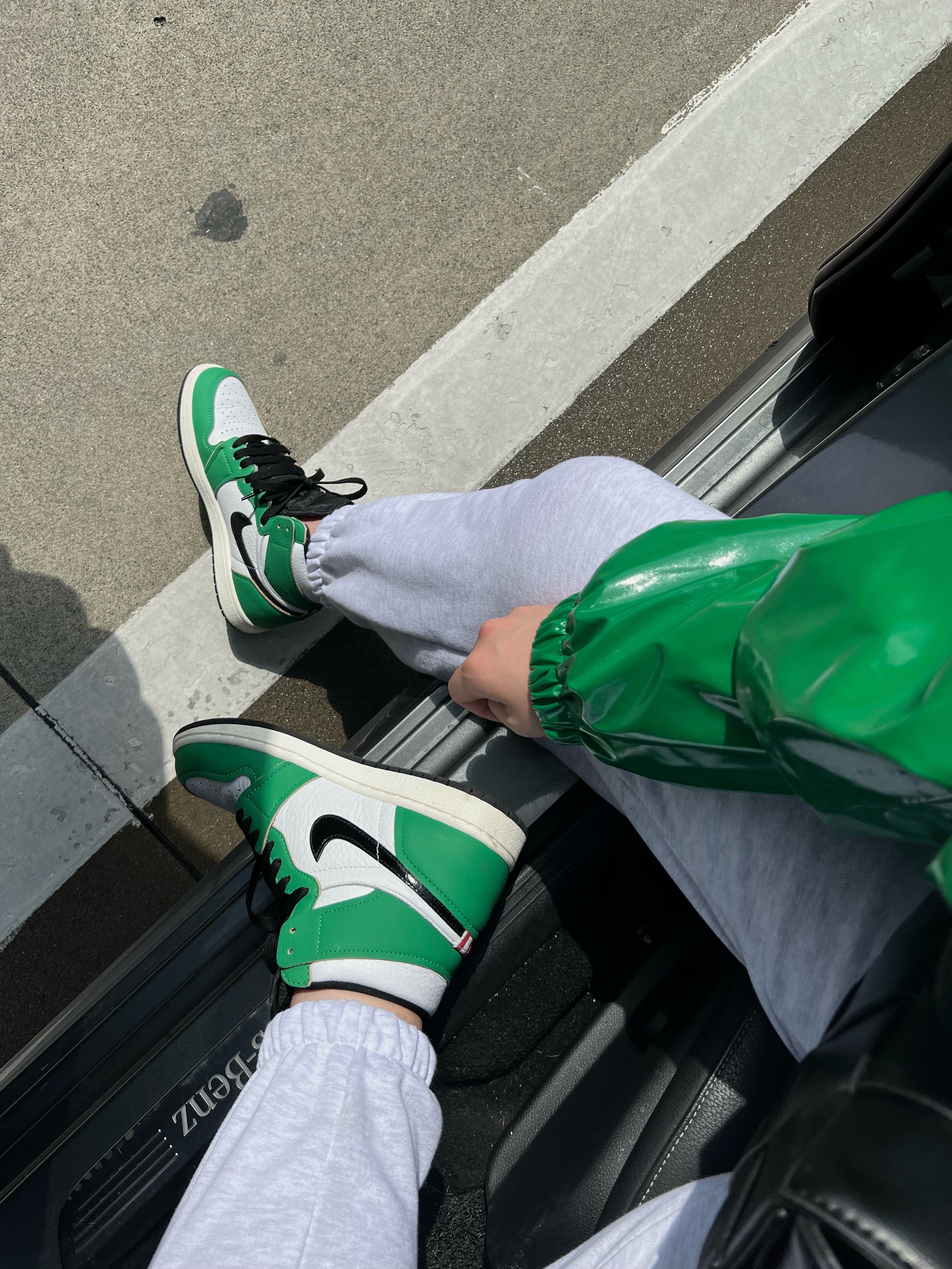 (W) Jordan 1 Retro High OG Lucky Green 착용 스타일