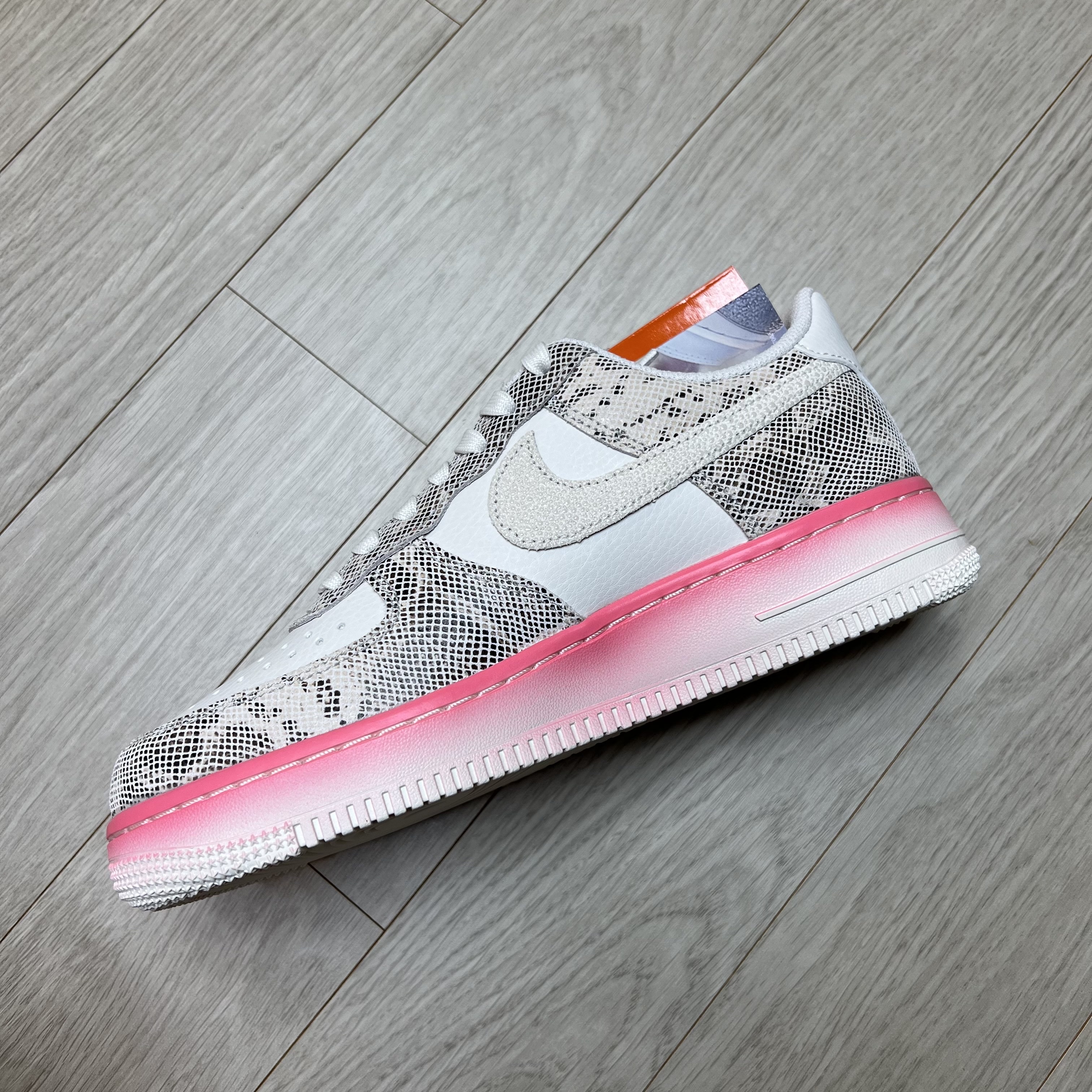 (W) Nike Air Force 1 '07 LX Our Force 1 착용 스타일 - 2