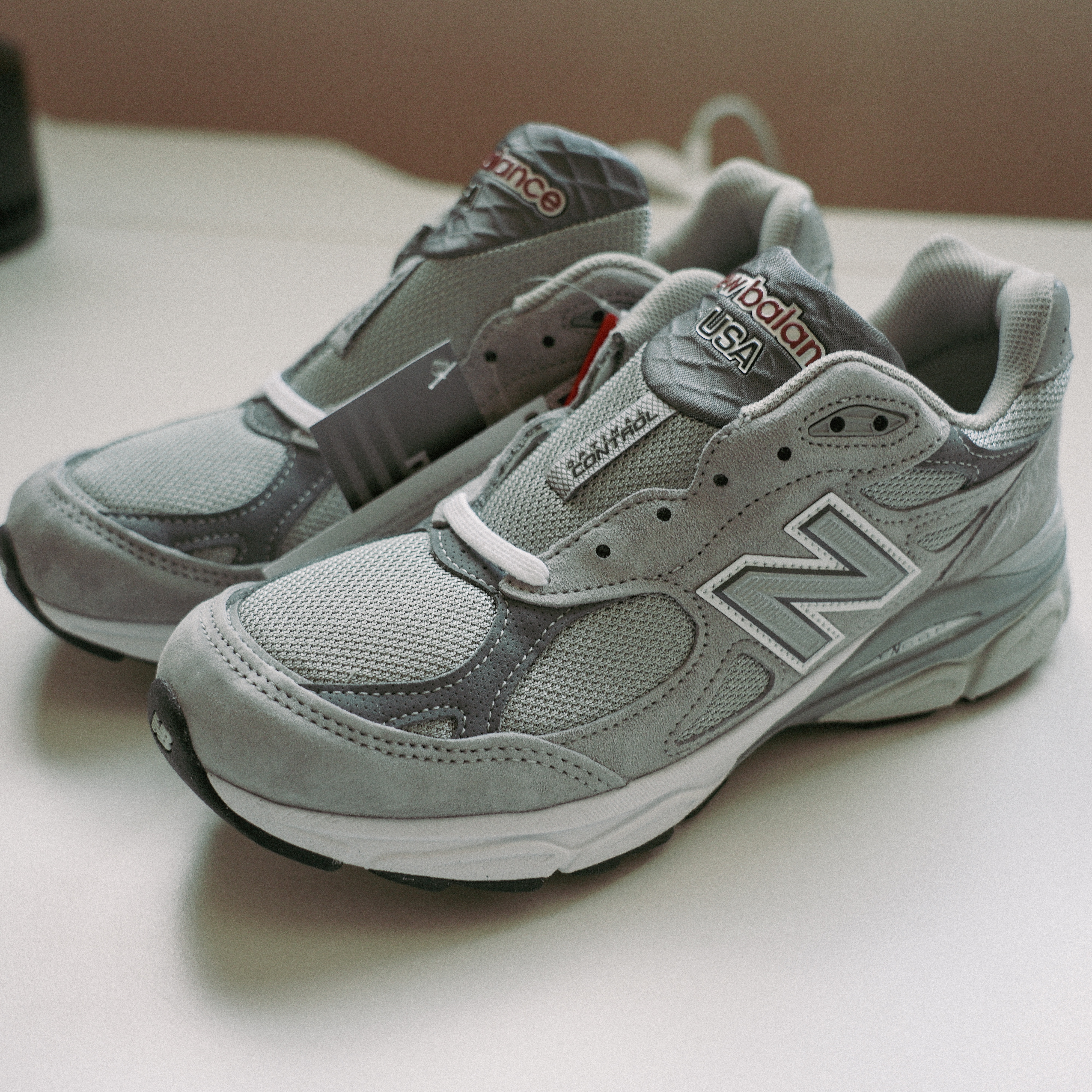 New Balance 990v3 Made in USA Grey - D Standard 착용 스타일 - 4