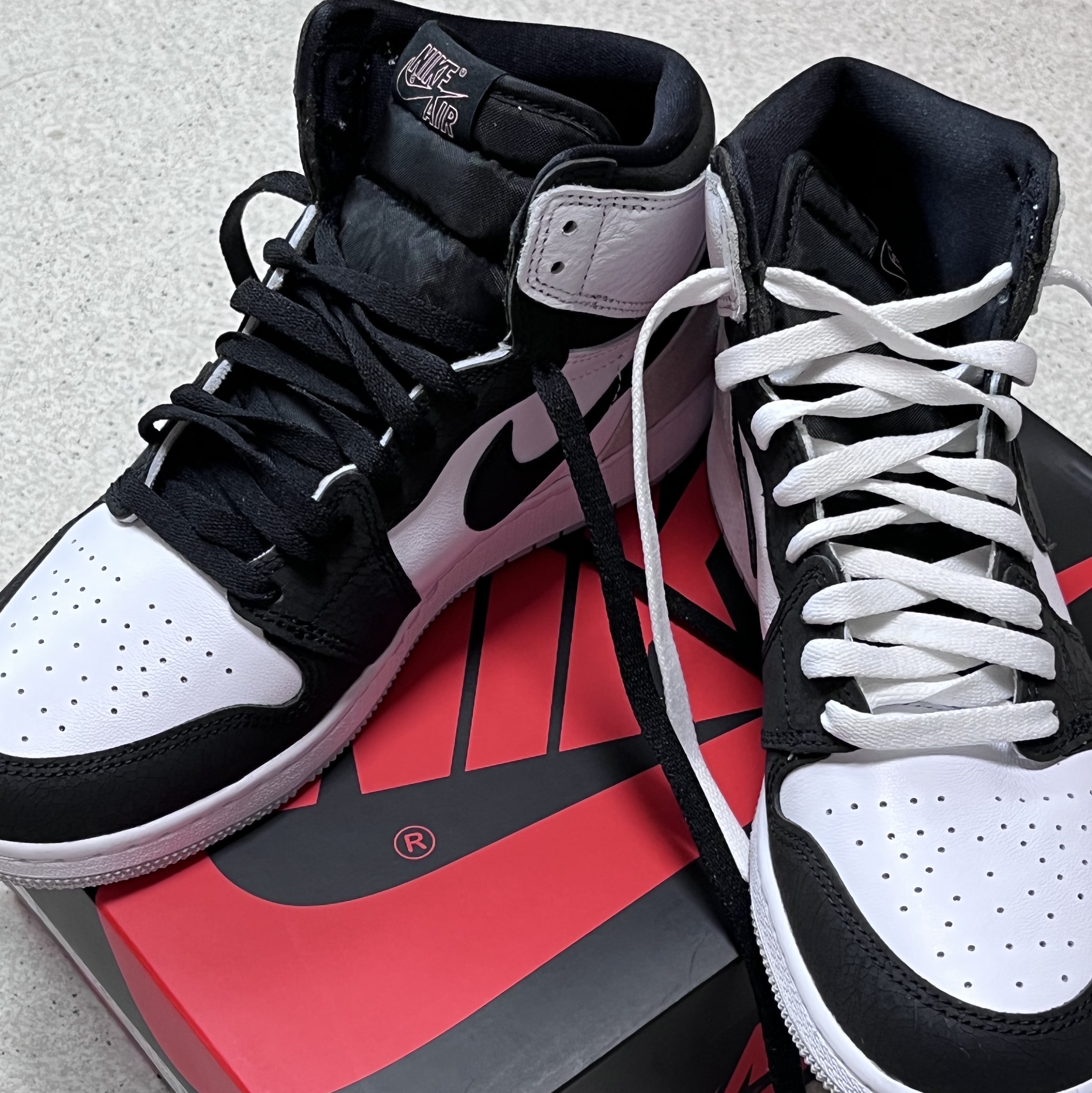 (GS) Jordan 1 Retro High OG Bleached Coral 착용 스타일 - 1