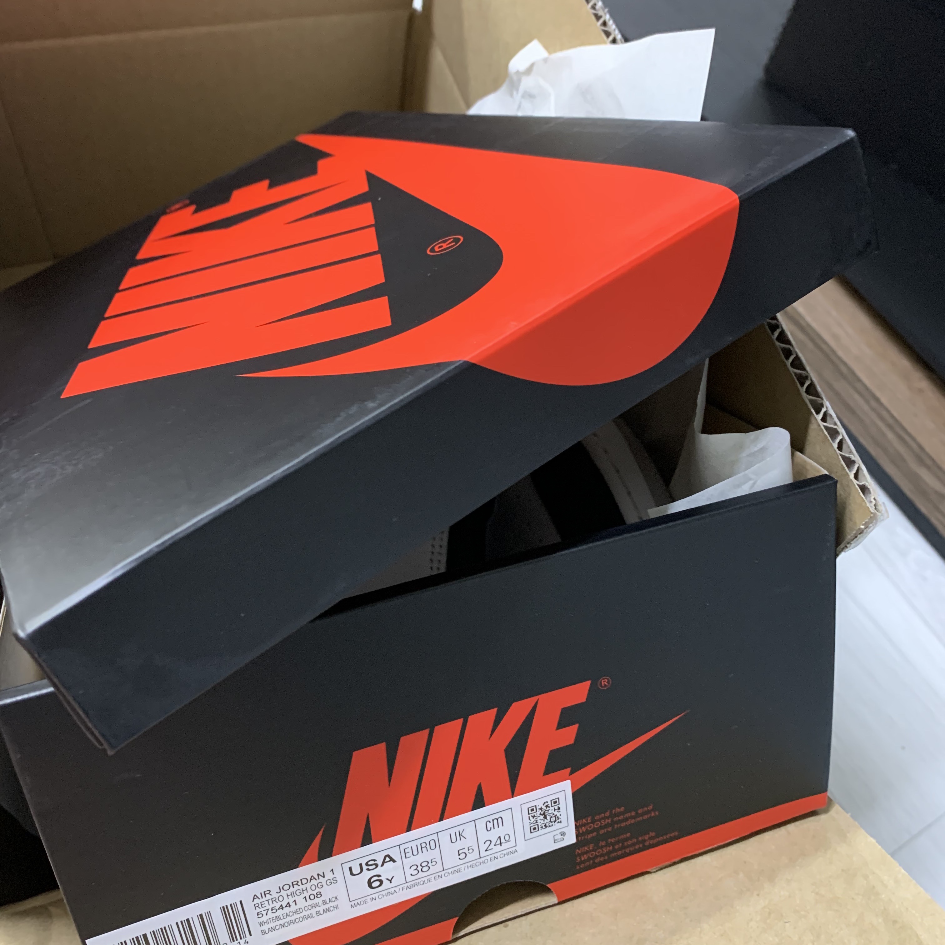 (GS) Jordan 1 Retro High OG Bleached Coral 착용 스타일 - 2