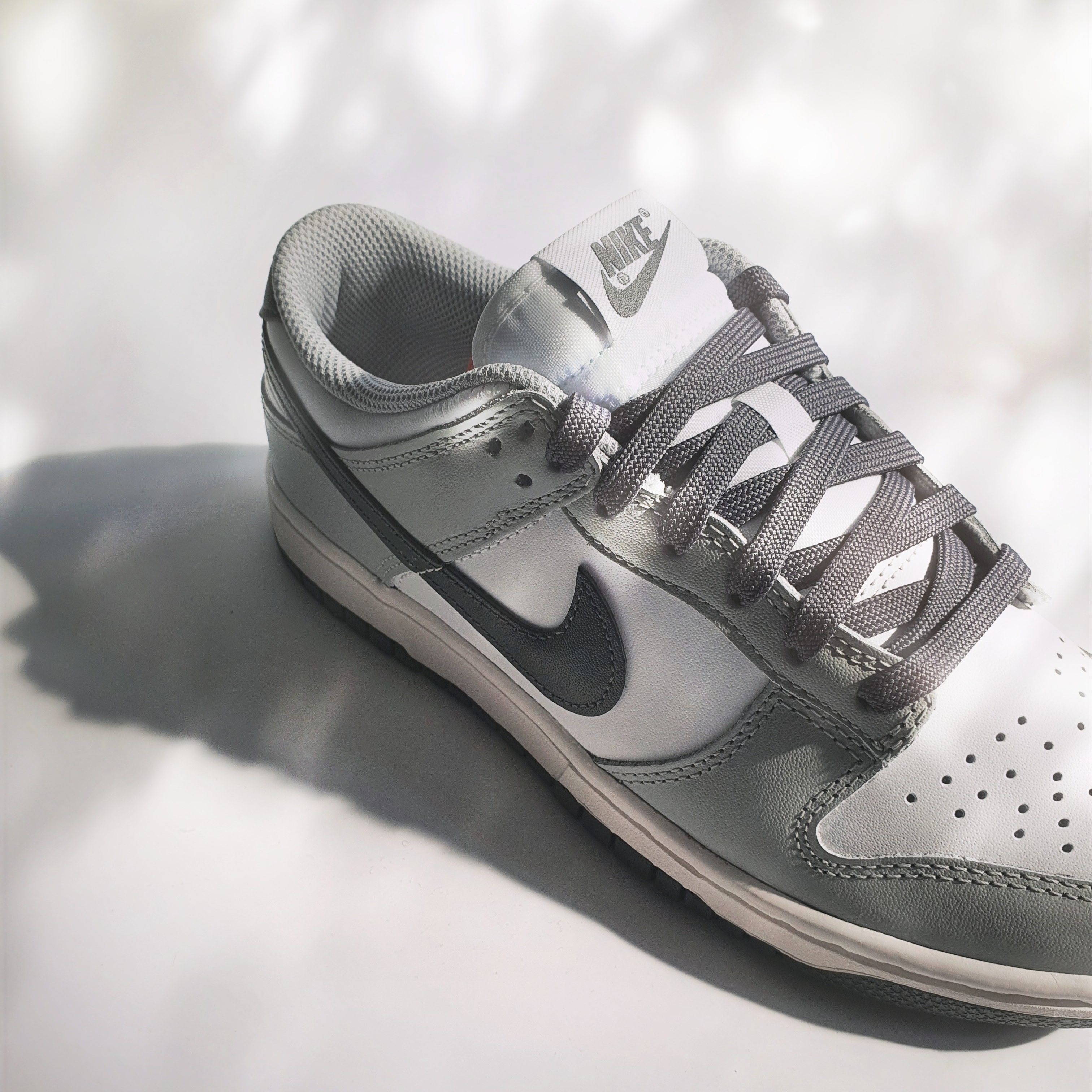 (W) Nike Dunk Low Light Smoke Grey 착용 스타일 - 2