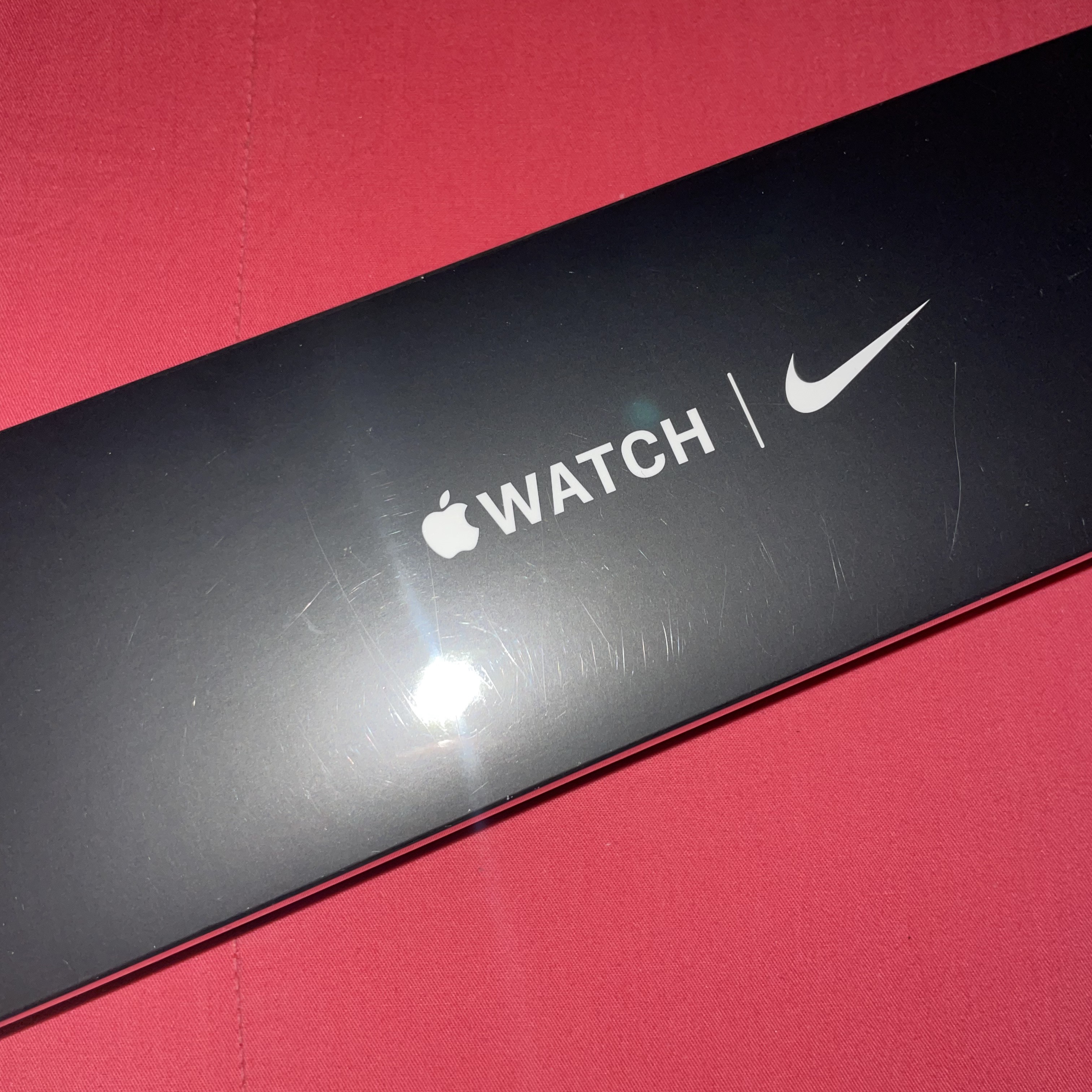Apple Watch Nike SE 40mm GPS Space Gray Aluminum Case with Nike Sport Band USB C  Anthracite Black (Korean Ver.) 착용 스타일