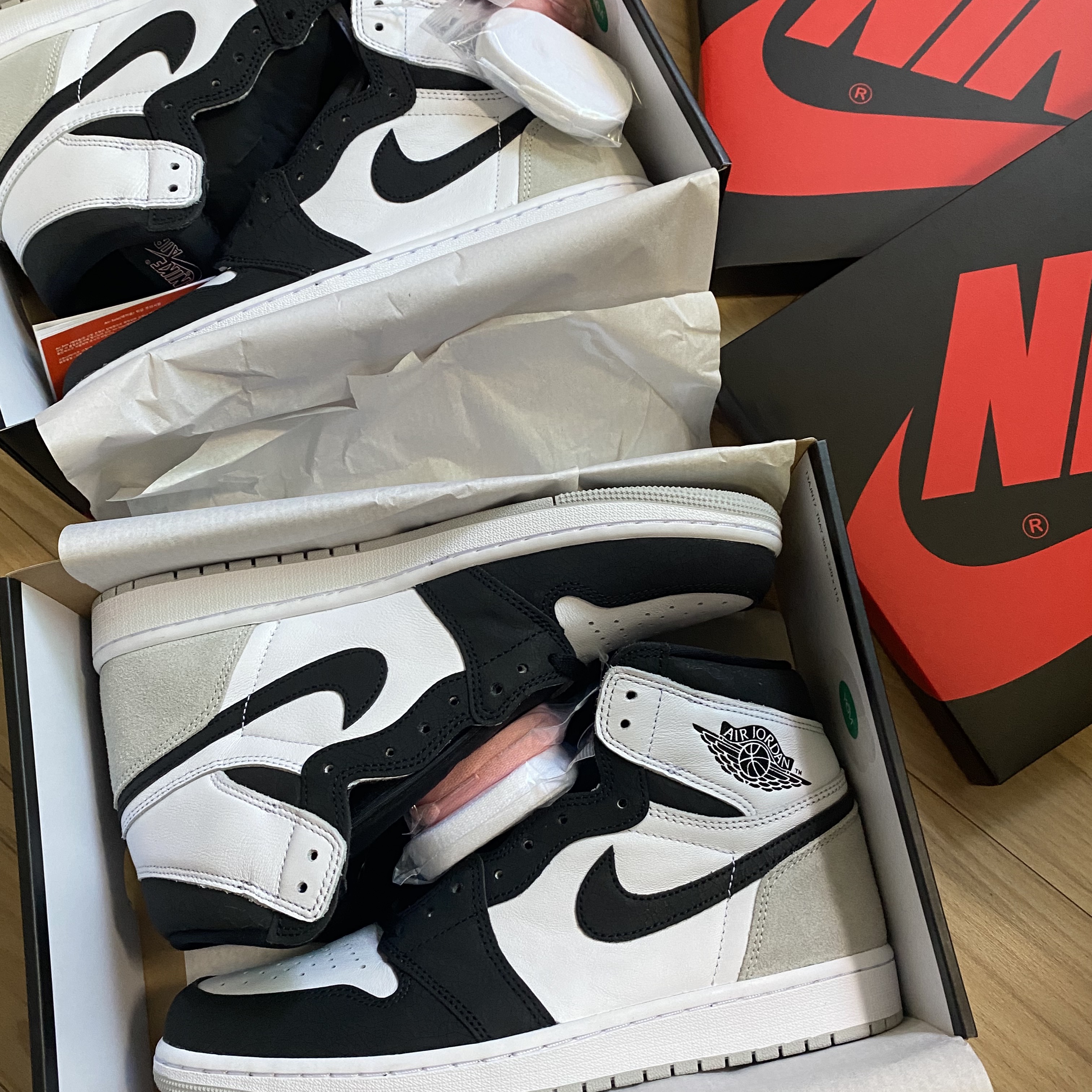 Jordan 1 Retro High OG Bleached Coral 착용 스타일