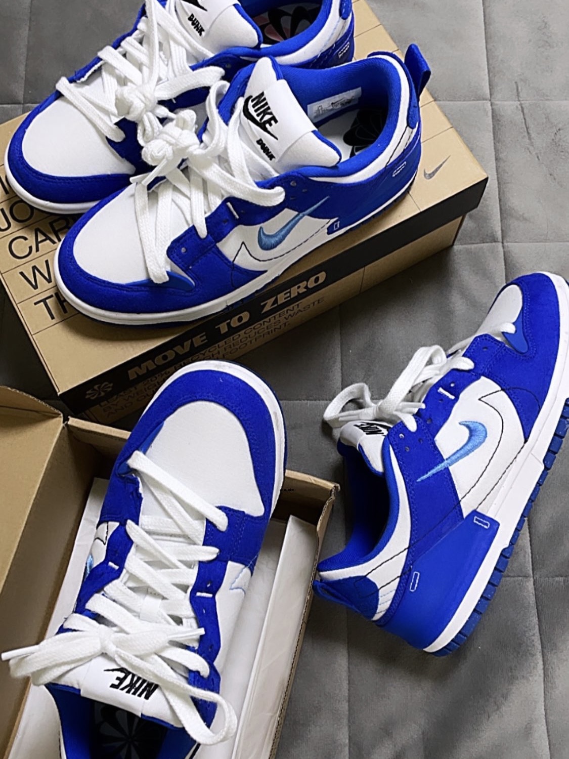 (W) Nike Dunk Low Disrupt 2 White and University Blue 착용 스타일