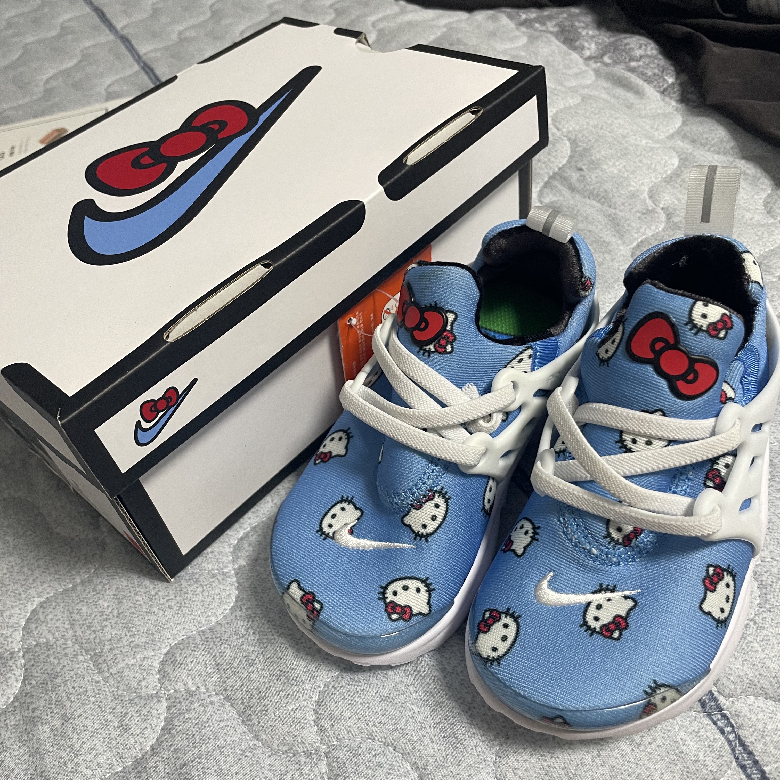 (TD) Nike x Hello Kitty Air Presto University Blue 착용 스타일 - 1