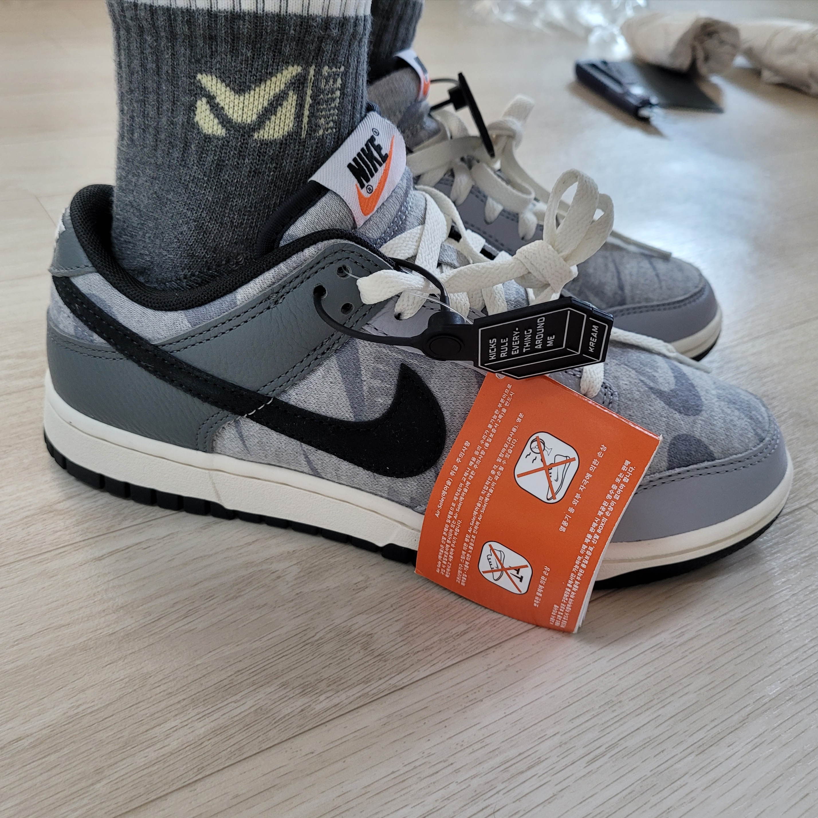 Nike Dunk Low SE Copy and Paste 착용 스타일