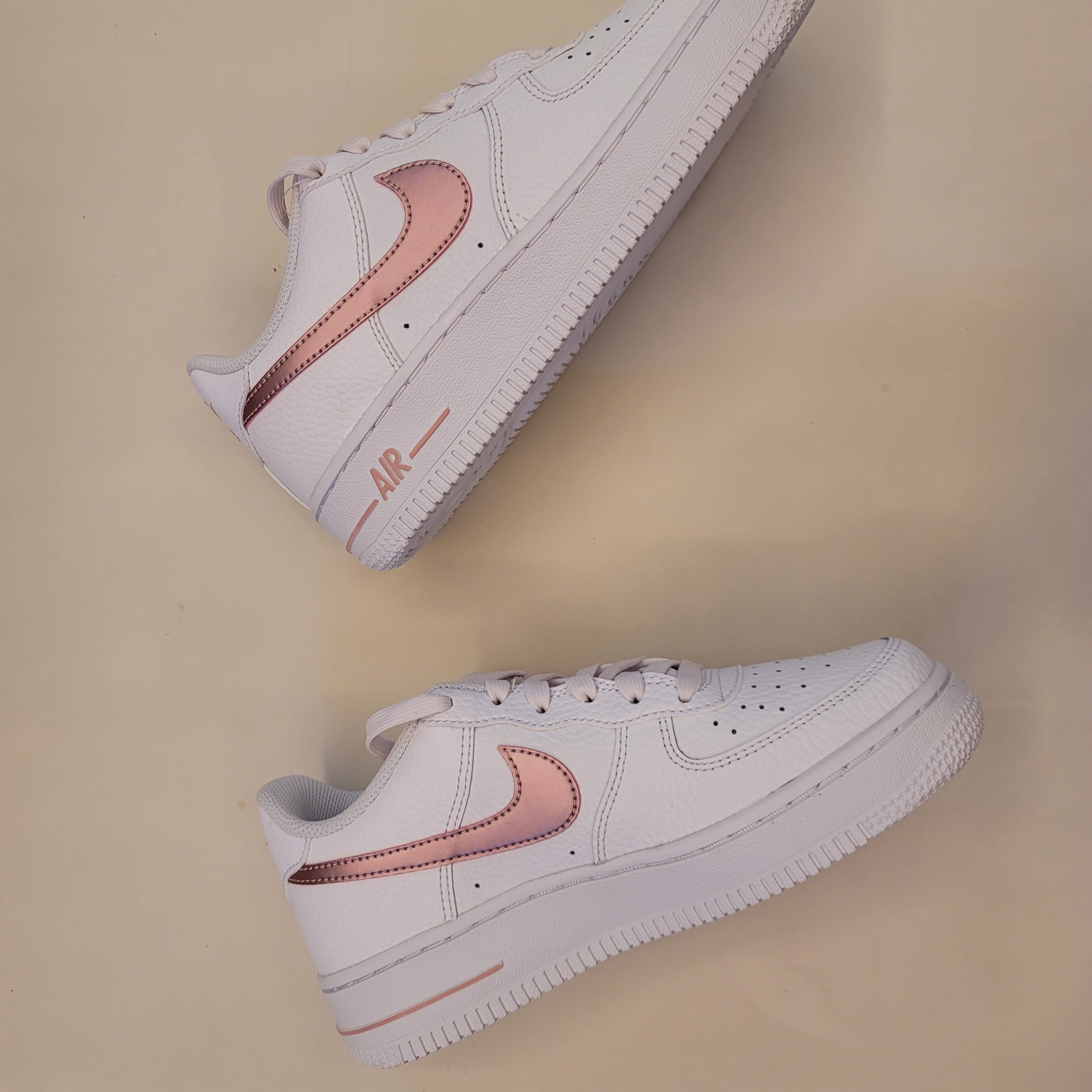 (GS) Nike Air Force 1 Pink Glaze 착용 스타일 - 1