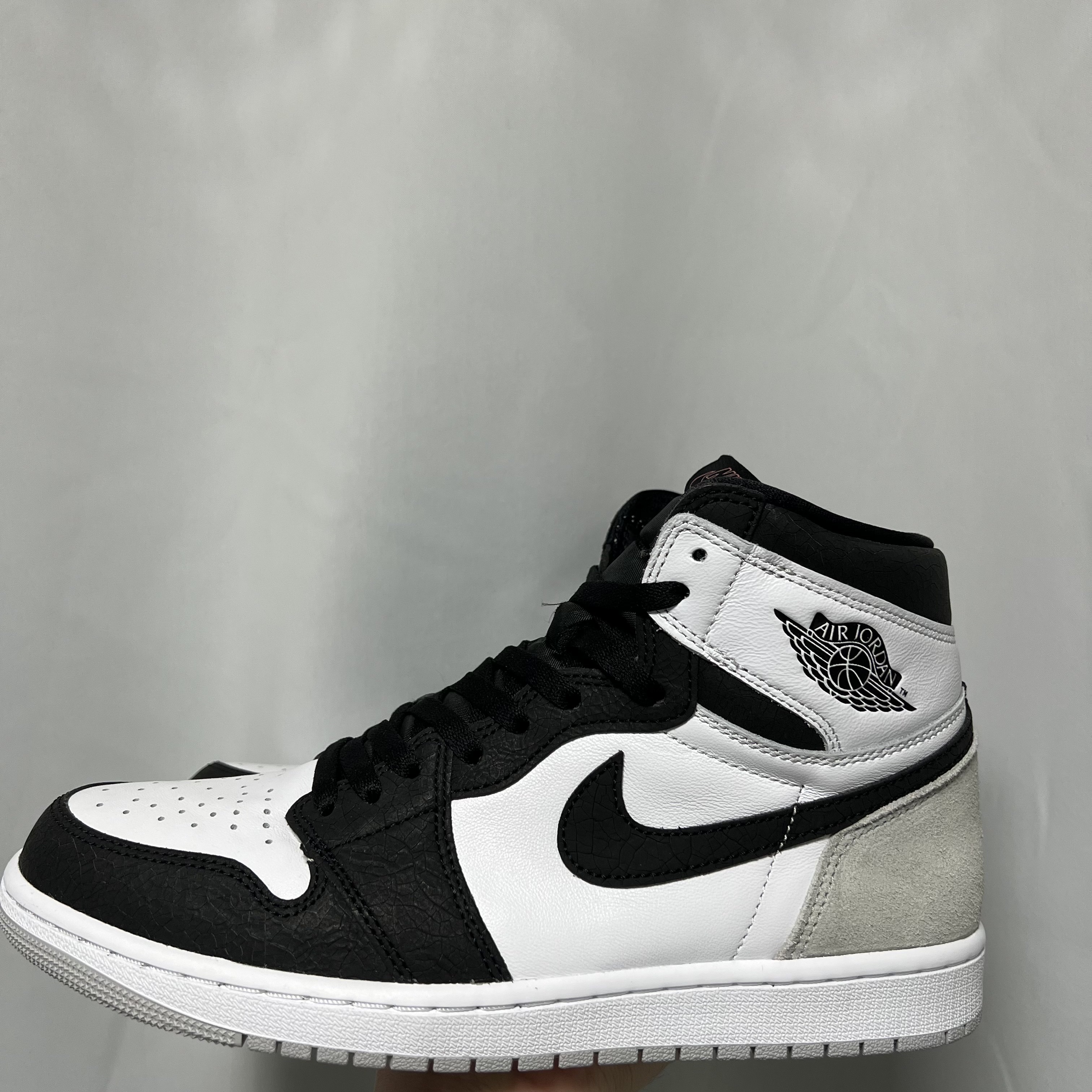 Jordan 1 Retro High OG Bleached Coral 착용 스타일 - 4
