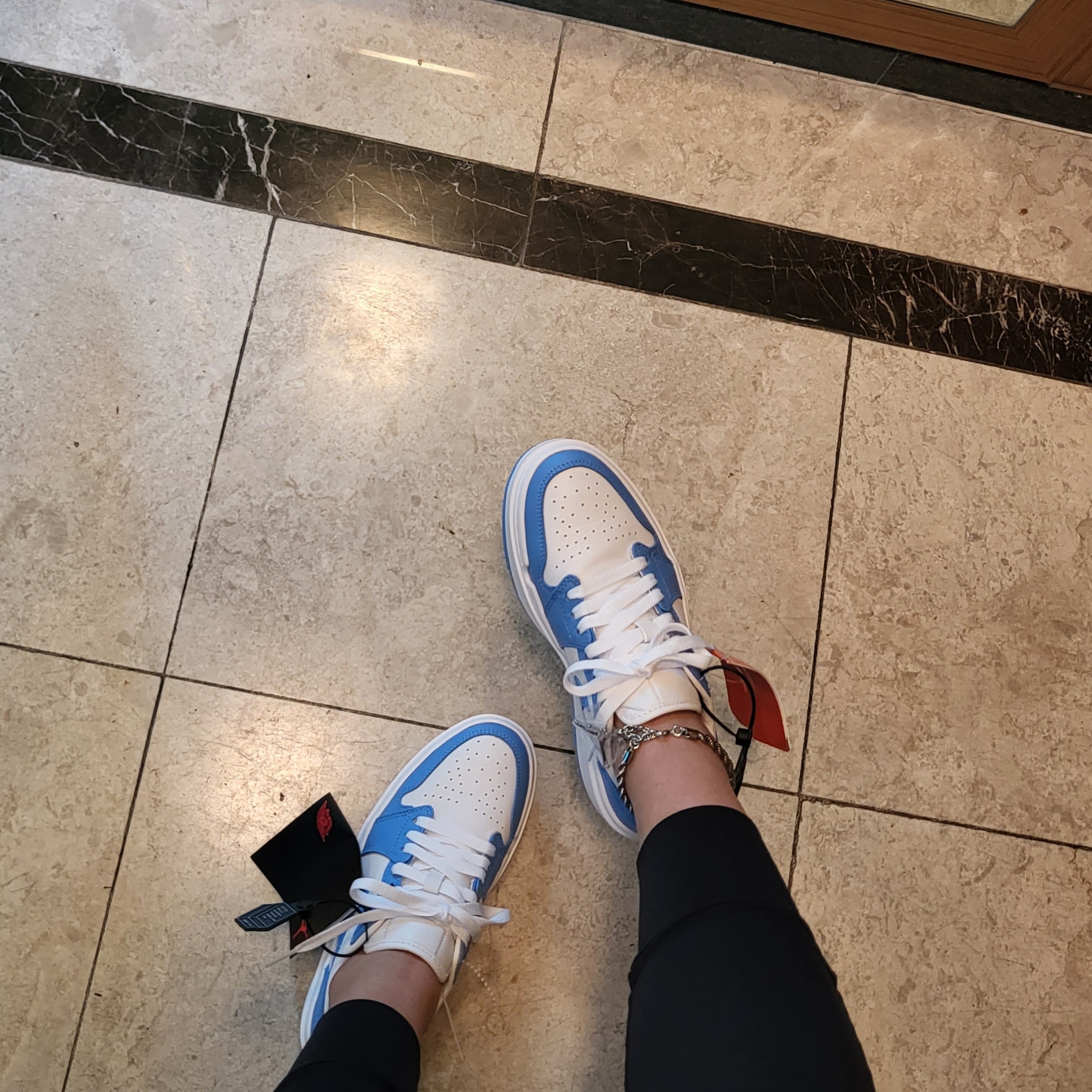 (W) Jordan 1 Elevate Low SE University Blue 착용 스타일 - 3