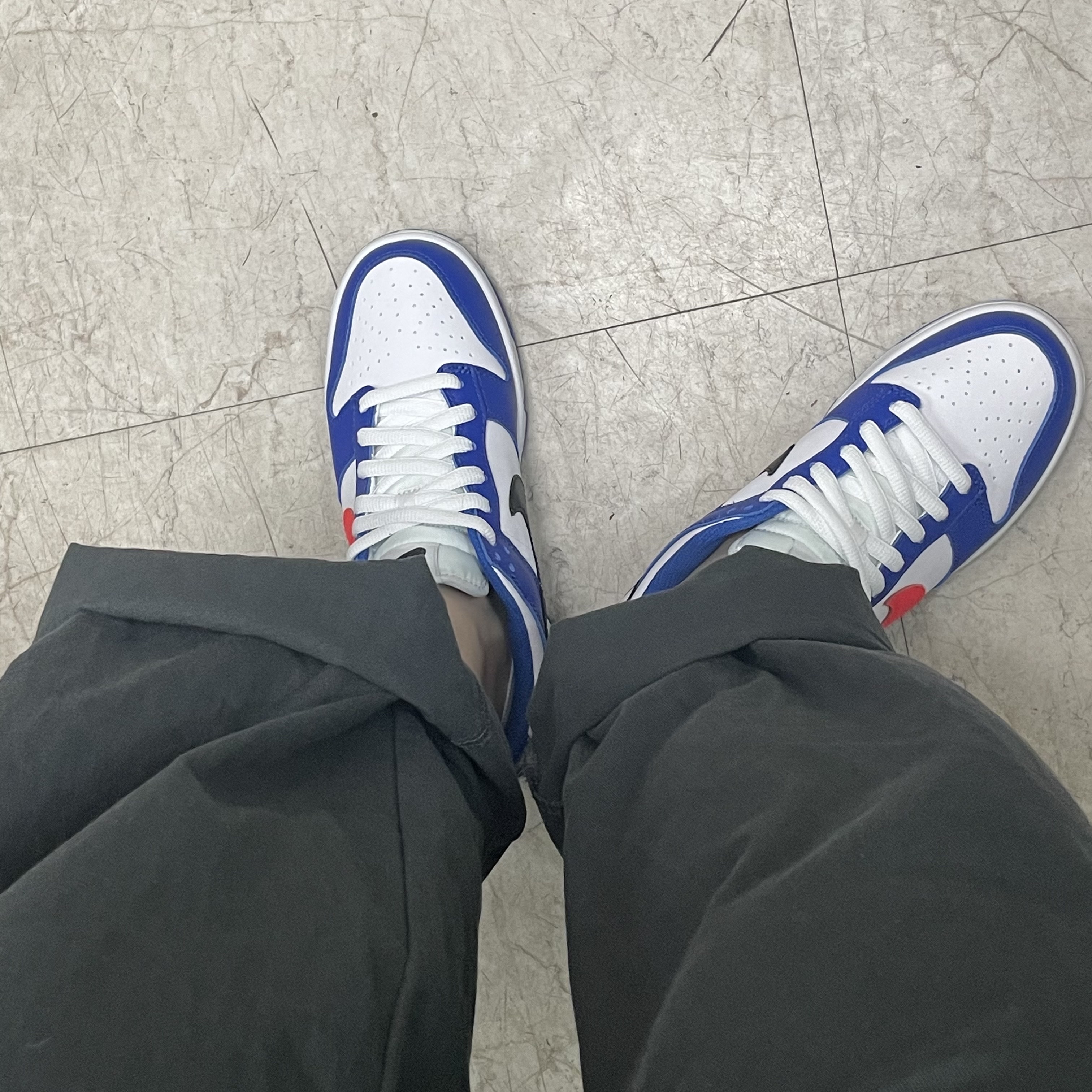 (GS) Nike Dunk Low Bright Crimson Game Royal 착용 스타일