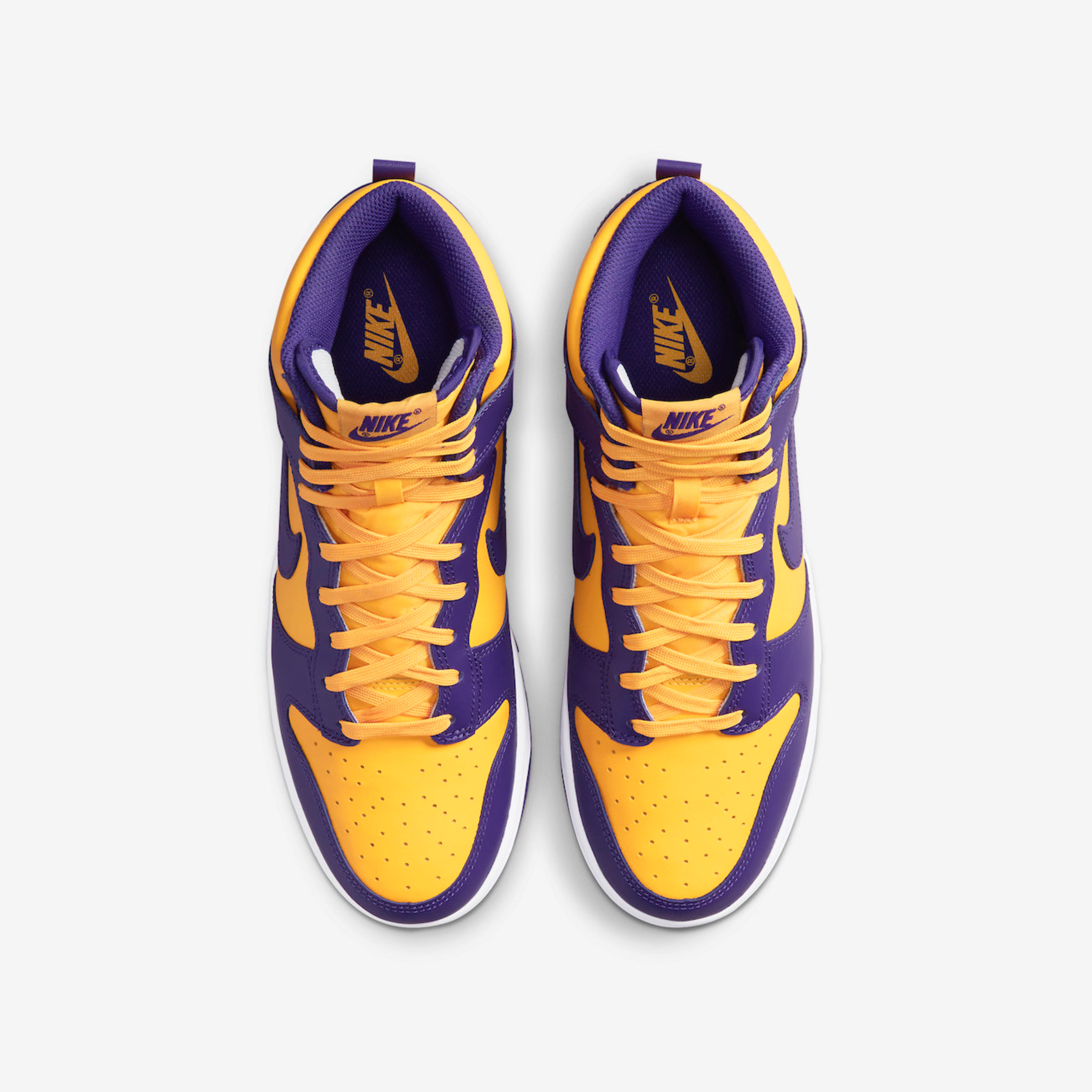 Nike Dunk High Retro University Gold Court Purple 착용 스타일 - 4